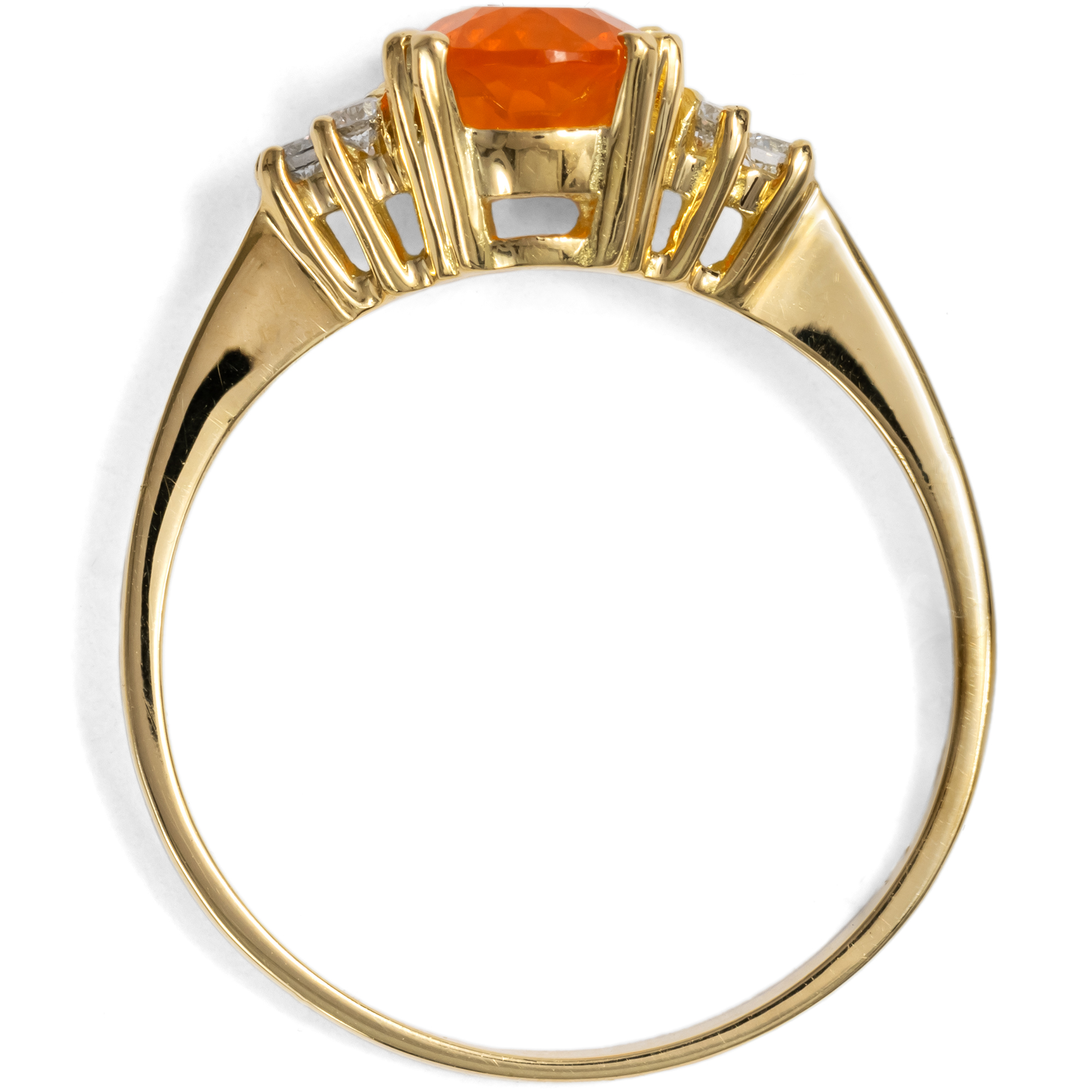 Zarter Ring mit Feueropal & Diamanten in Gold, aus unserer Werkstatt Zarter Ring mit Feueropal & Diamanten in Gold, aus unserer Werkstatt