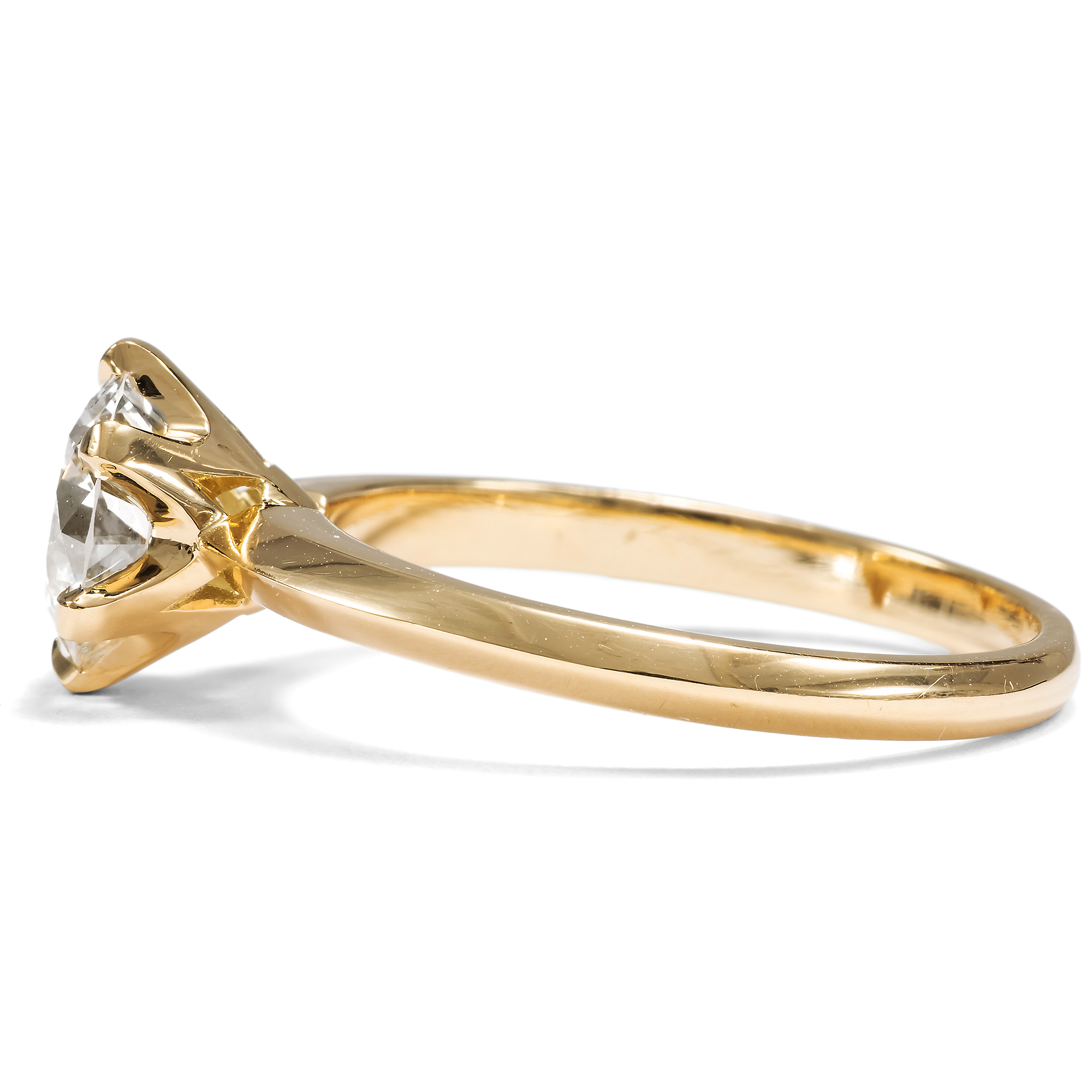 Klassischer Verlobungsring mit 1,42 ct vintage Brillant, aus unserer Werkstatt Klassischer Verlobungsring mit 1,42 ct vintage Brillant, aus unserer Werkstatt