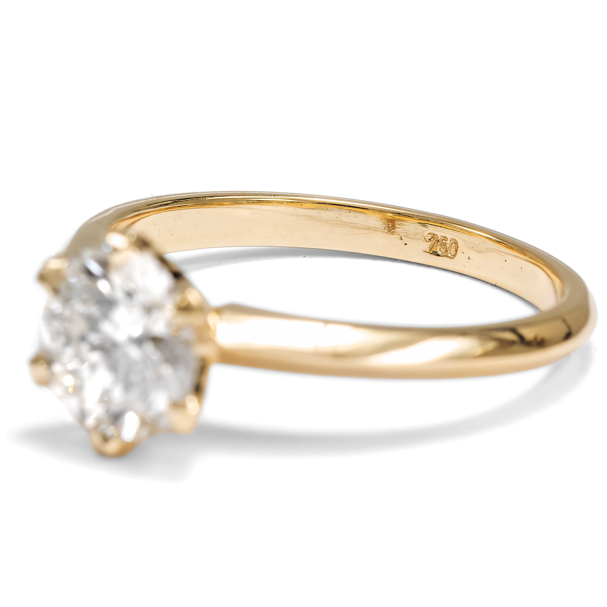 Klassischer Verlobungsring mit 1,42 ct vintage Brillant, aus unserer Werkstatt Klassischer Verlobungsring mit 1,42 ct vintage Brillant, aus unserer Werkstatt