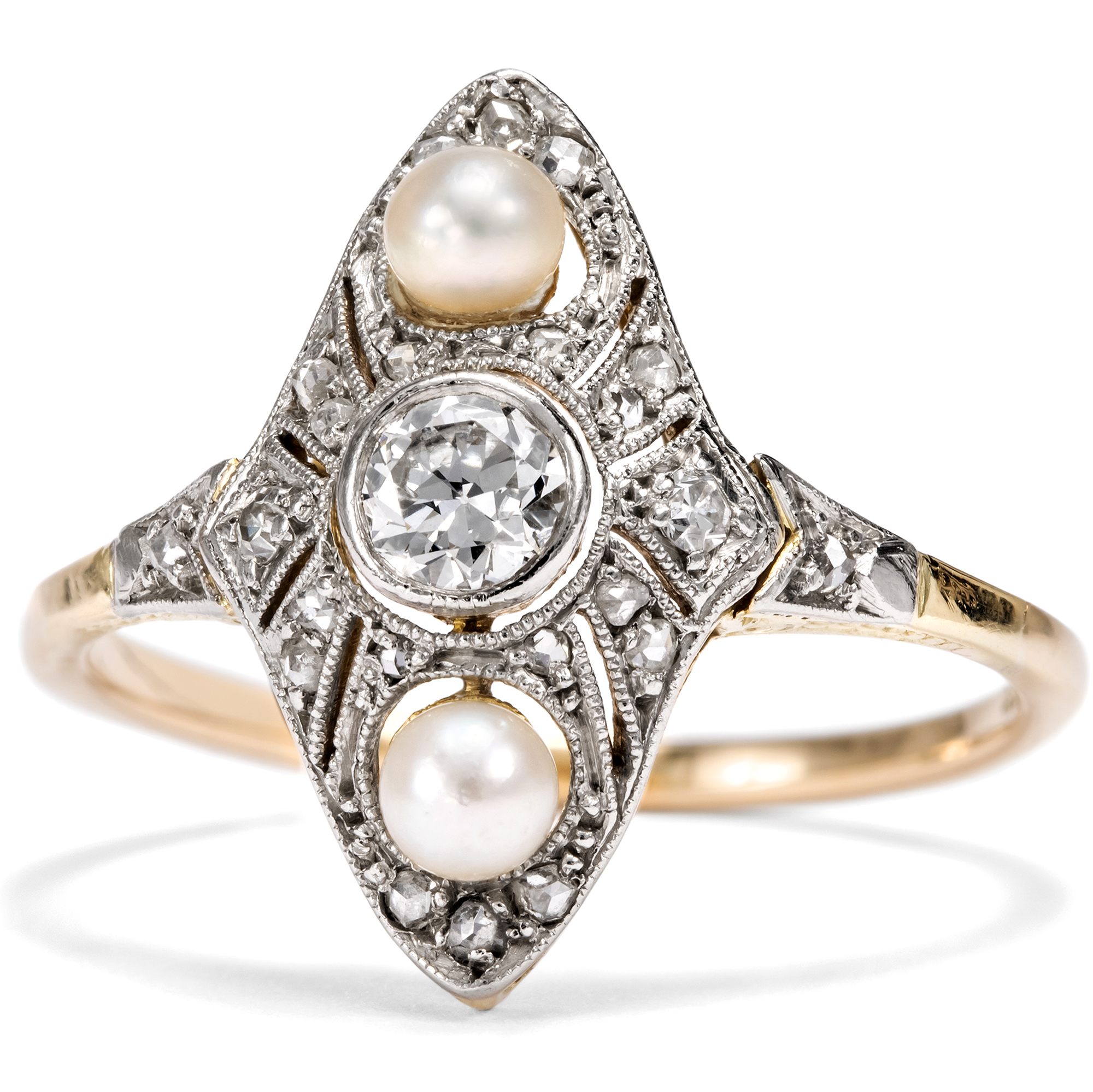 Bezaubernder Art Déco Ring mit Perle & Diamanten in Gold & Platin, um 1925 Bezaubernder Art Déco Ring mit Perle & Diamanten in Gold & Platin, um 1925