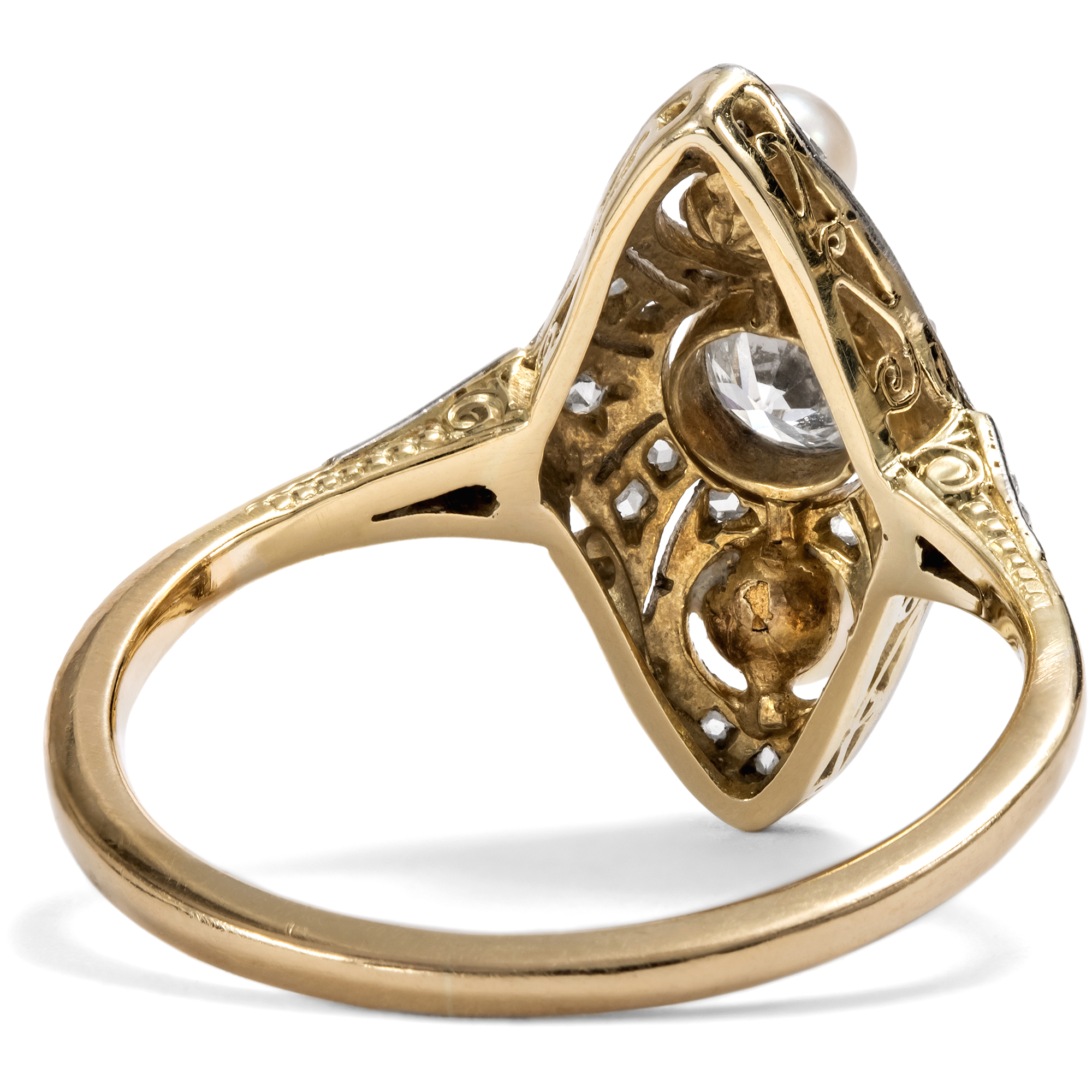 Bezaubernder Art Déco Ring mit Perle & Diamanten in Gold & Platin, um 1925 Bezaubernder Art Déco Ring mit Perle & Diamanten in Gold & Platin, um 1925