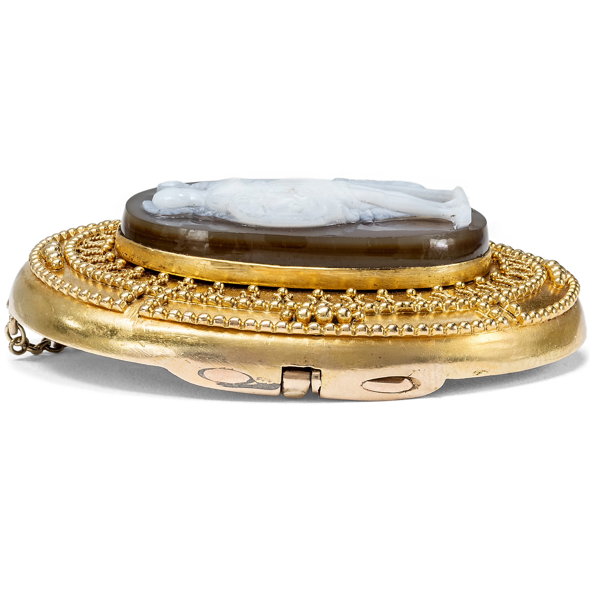 Fabelhafte Achat Kamee in Goldfassung des archäologischen Stils als Bildmedaillon, um 1880 Fabelhafte Achat Kamee in Goldfassung des archäologischen Stils als Bildmedaillon, um 1880