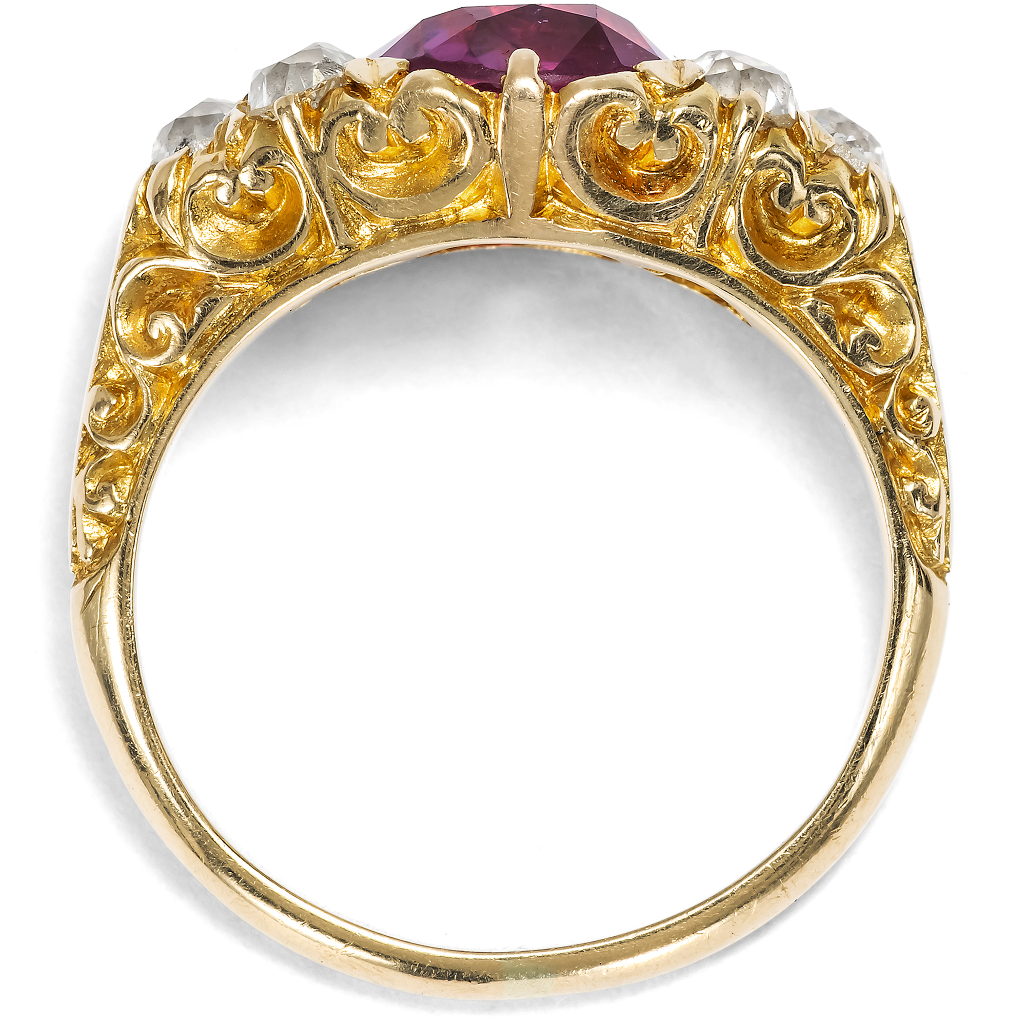 Viktorianischer Ring mit unbehandeltem pinkem Saphir & Diamanten in Gold, um 1890 Viktorianischer Ring mit unbehandeltem pinkem Saphir & Diamanten in Gold, um 1890