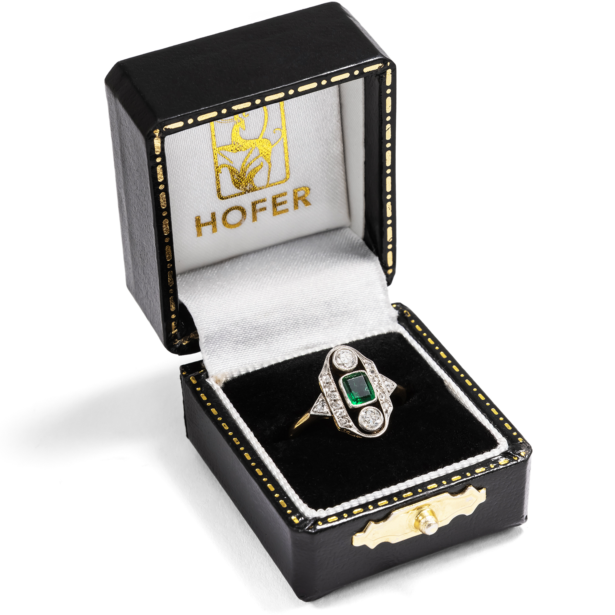 Antiker Ring mit Smaragd und Diamanten in Platin auf Gold, datiert 1914 Antiker Ring mit Smaragd und Diamanten in Platin auf Gold, datiert 1914