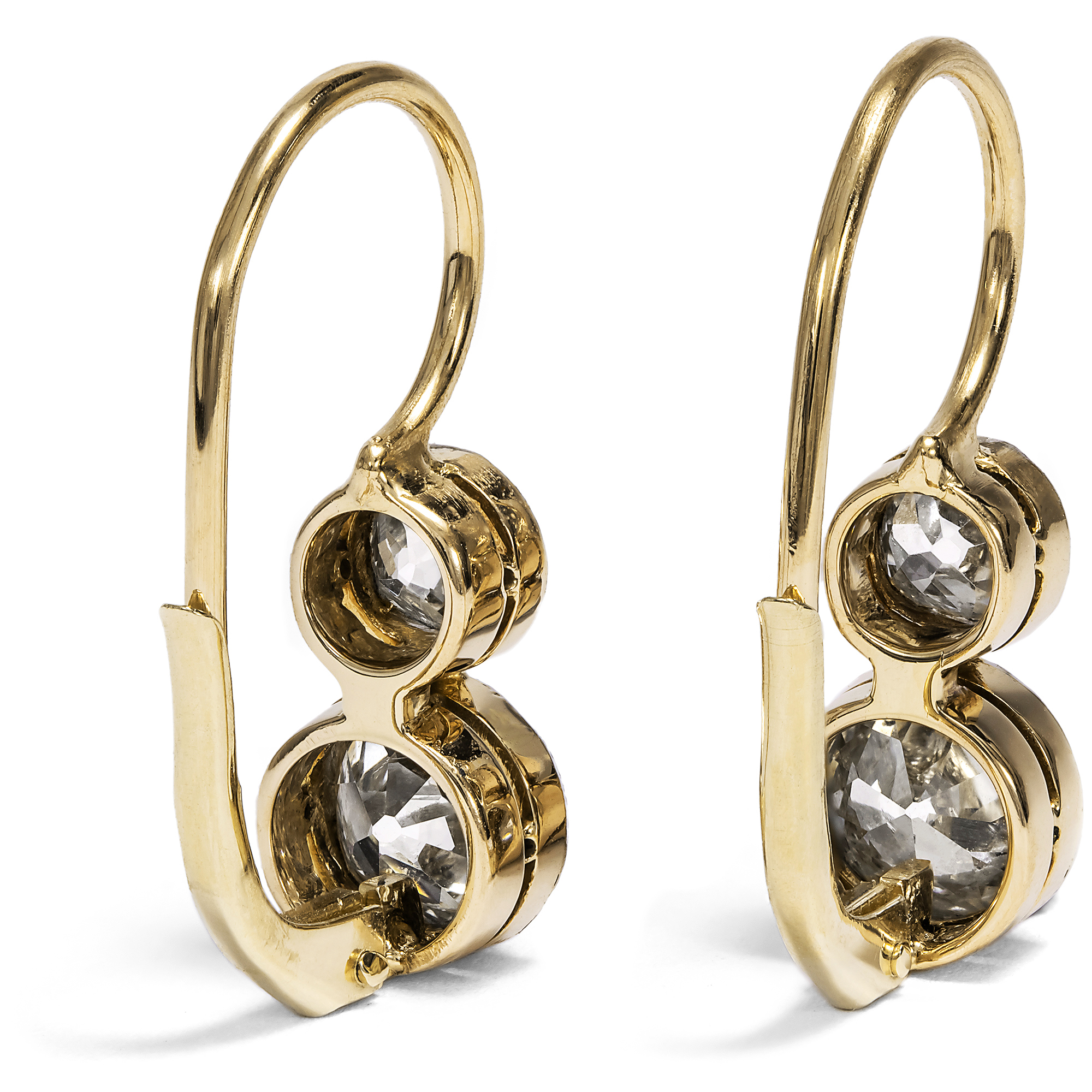 Elegante Ohrringe mit Diamanten im Altschliff in Platin & Gold, um 1910 & später Elegante Ohrringe mit Diamanten im Altschliff in Platin & Gold, um 1910 & später
