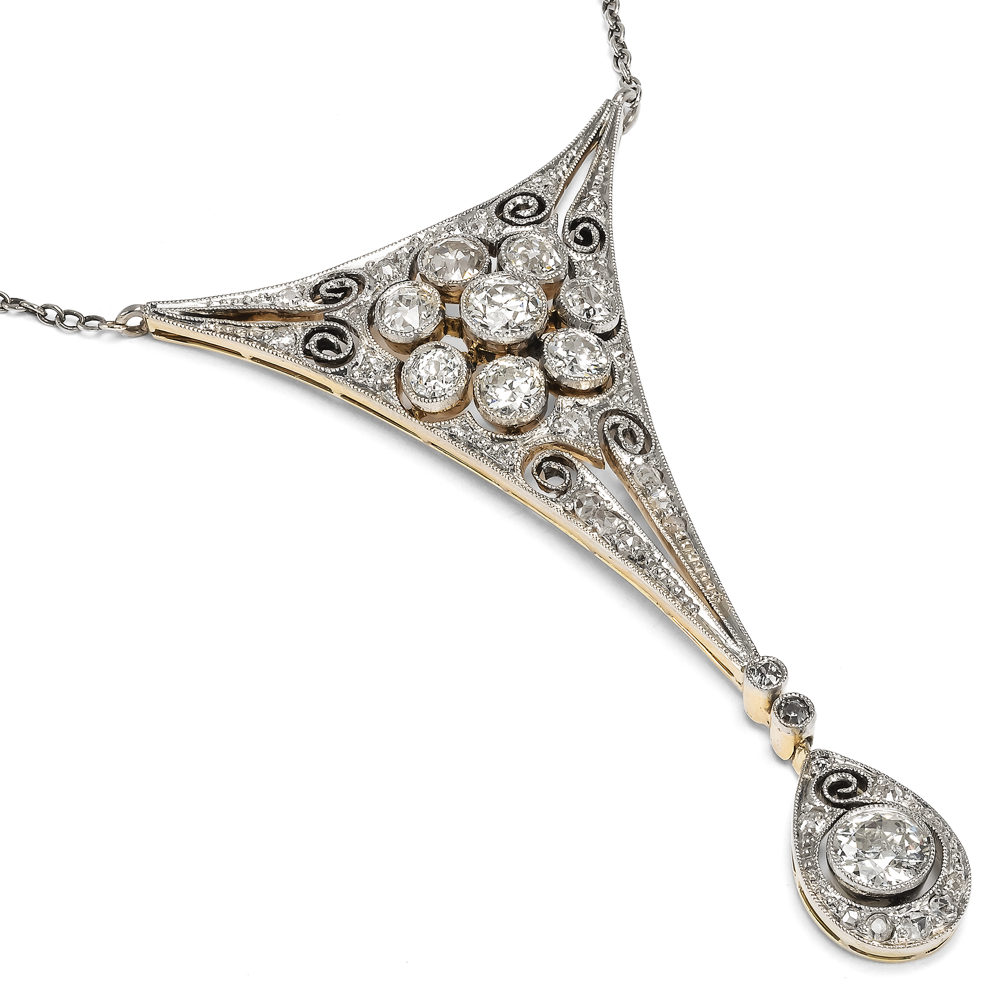 Außergewöhnliches Collier mit Diamanten in Platin auf Gold, um 1920 Außergewöhnliches Collier mit Diamanten in Platin auf Gold, um 1920