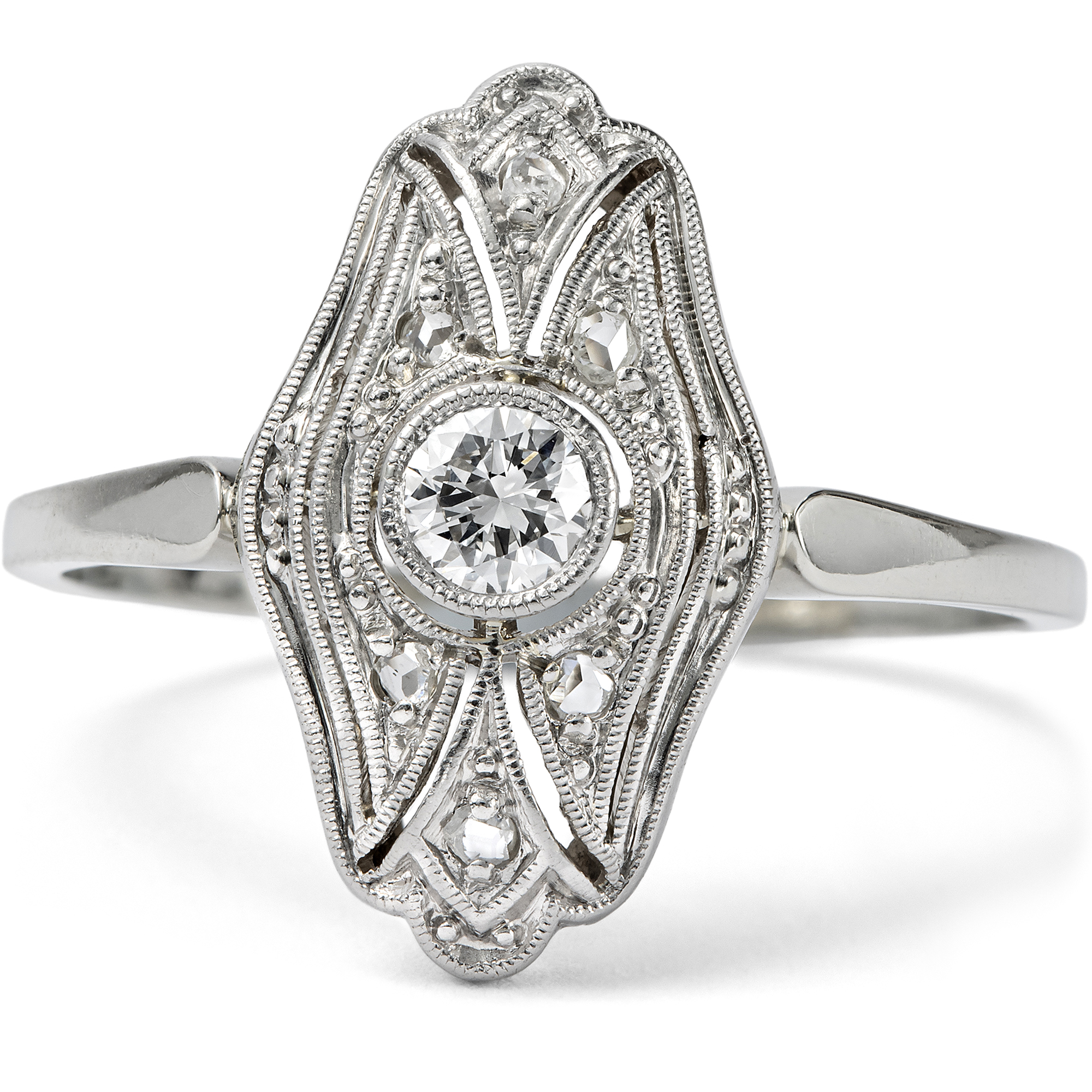 Classic Déco Plaque Ring with Diamonds in White Gold and Platinum, c. 1930s Classic Déco Plaque Ring with Diamonds in White Gold and Platinum, c. 1930s