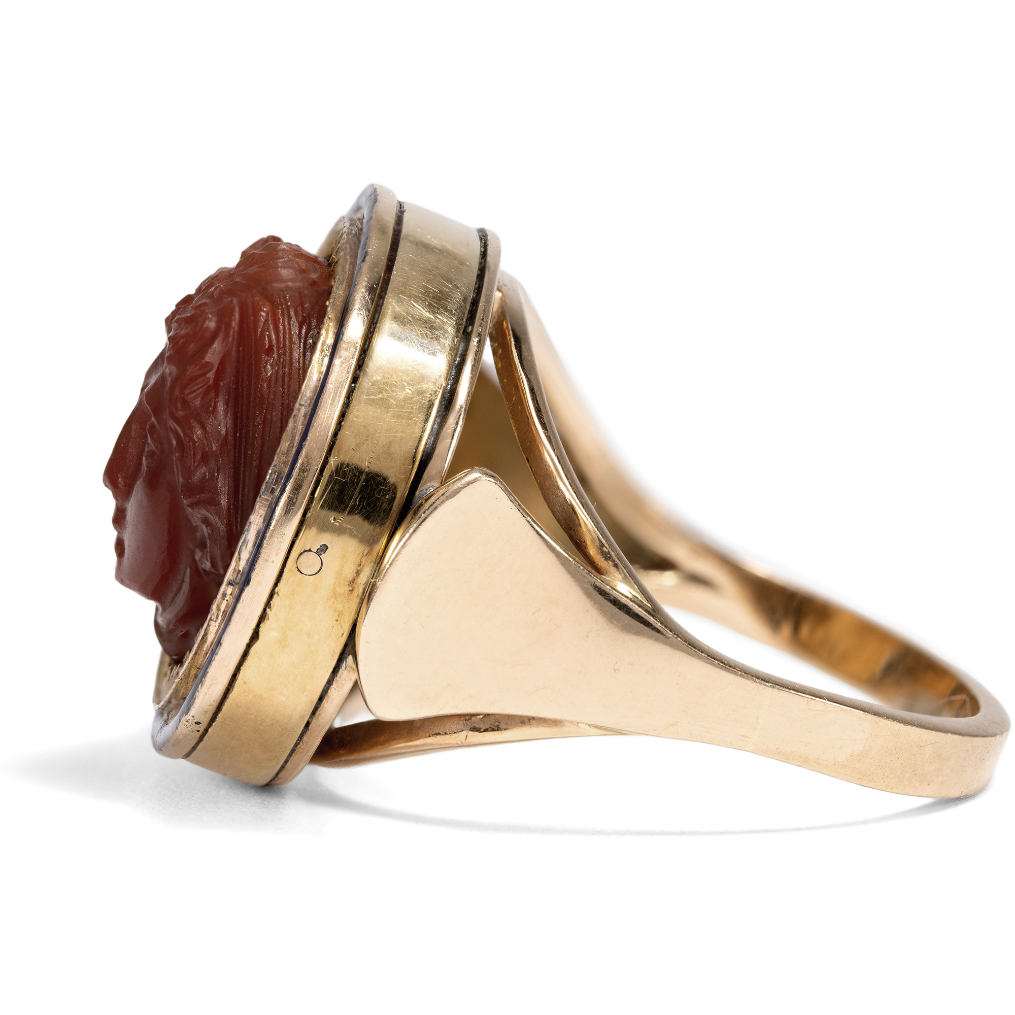 Three-Dimensional Cameo of Medusa as a Gold Ring, c. 1820 & later Three-Dimensional Cameo of Medusa as a Gold Ring, c. 1820 & later