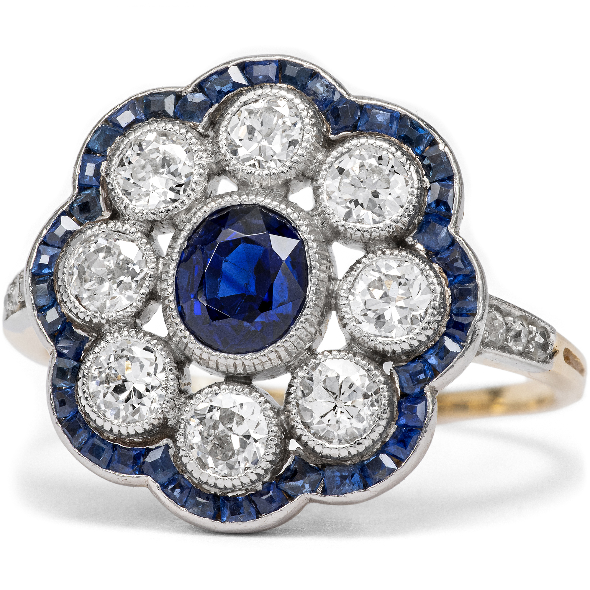 Romantischer Ring mit Saphiren & Diamanten in Platin & Gold, um 1910 Romantischer Ring mit Saphiren & Diamanten in Platin & Gold, um 1910