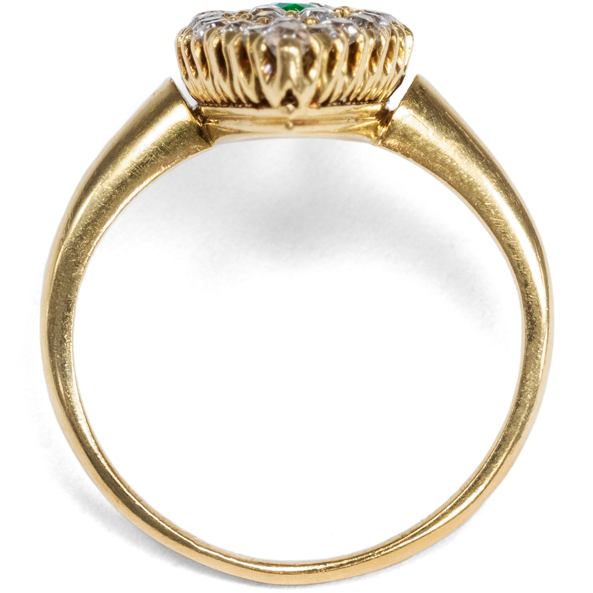 Eleganter Ring mit kolumbianischem Smaragd & Diamanten in Gold, um 1890 Eleganter Ring mit kolumbianischem Smaragd & Diamanten in Gold, um 1890