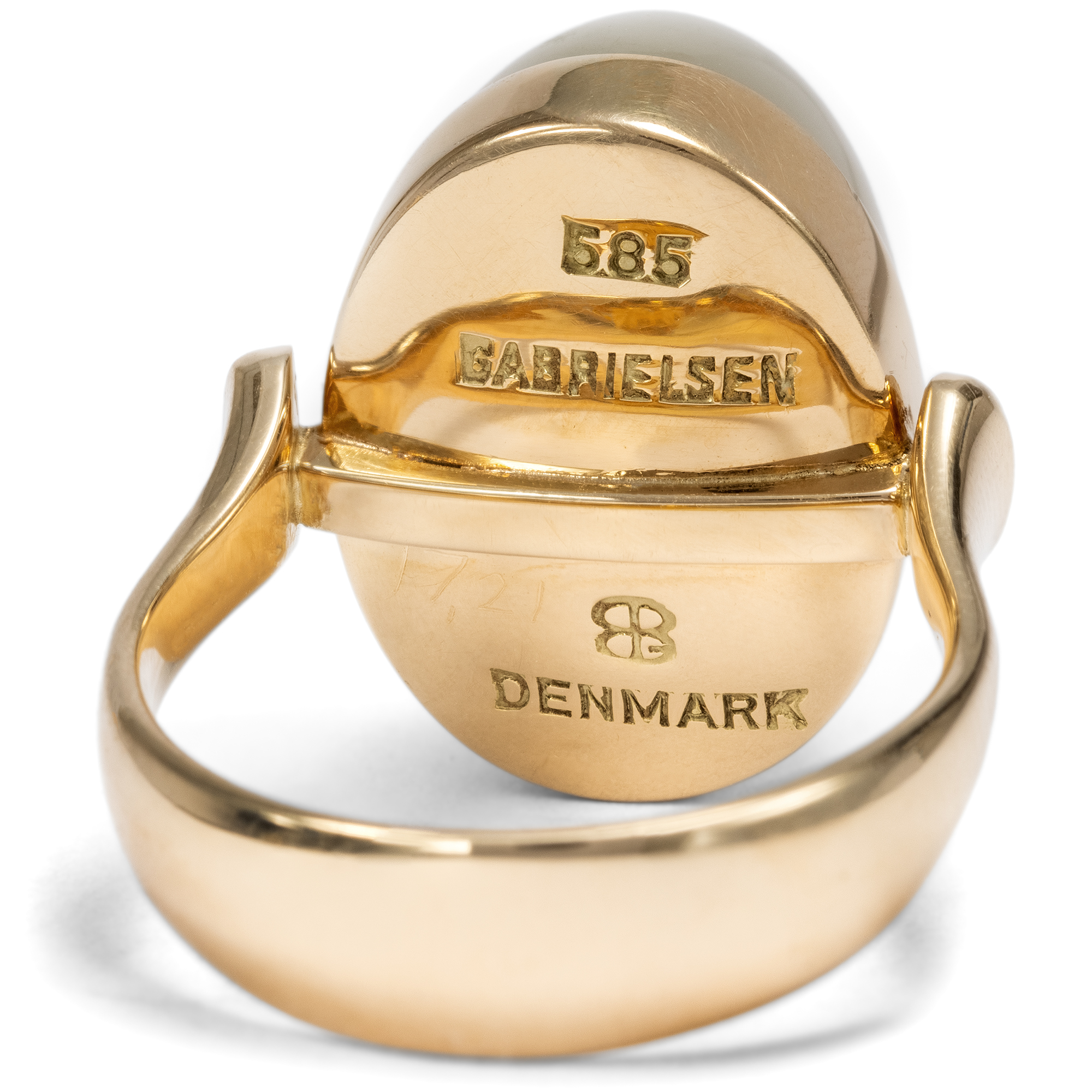 Mid-Century Ring von Bent Gabrielsen mit Mondstein in Gold, Dänemark um 1975 Mid-Century Ring von Bent Gabrielsen mit Mondstein in Gold, Dänemark um 1975