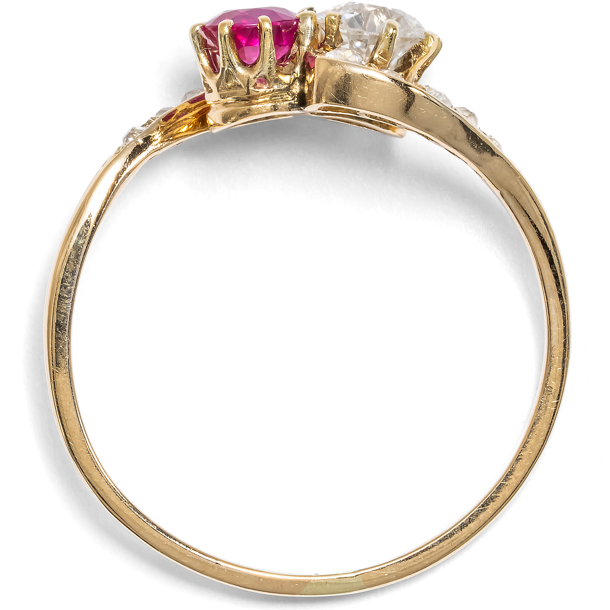 Exquisite Antique Gold Ring with Burmese Ruby & Diamonds, c. 1900 Exquisite Antique Gold Ring with Burmese Ruby & Diamonds, c. 1900