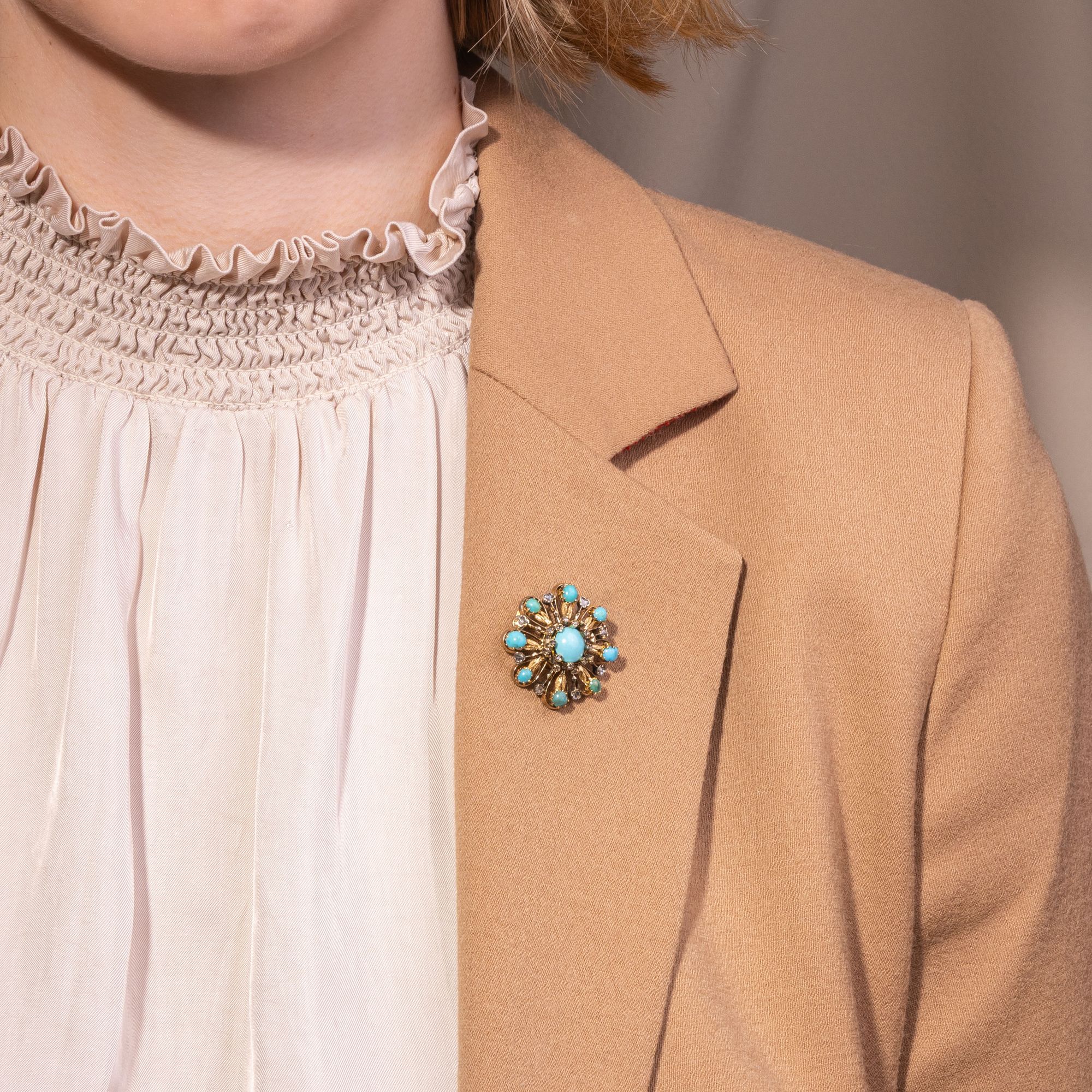 Antique Brooch with Turquoises and Diamonds in Gold, ca. 1880 Antique Brooch with Turquoises and Diamonds in Gold, ca. 1880