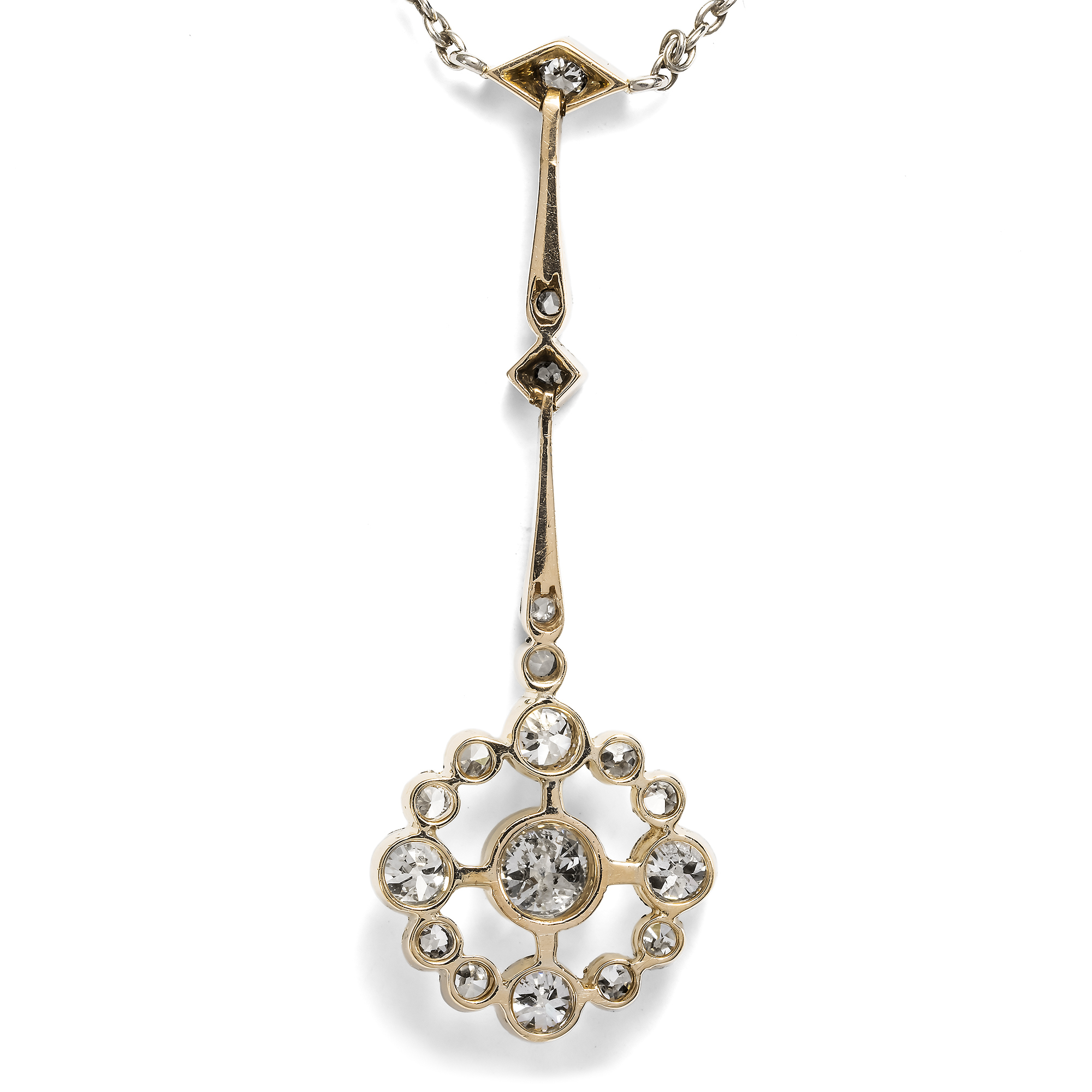 Elegantes Collier aus antiken Elementen mit Diamanten der Belle Époque, um 1910 & später Elegantes Collier aus antiken Elementen mit Diamanten der Belle Époque, um 1910 & später