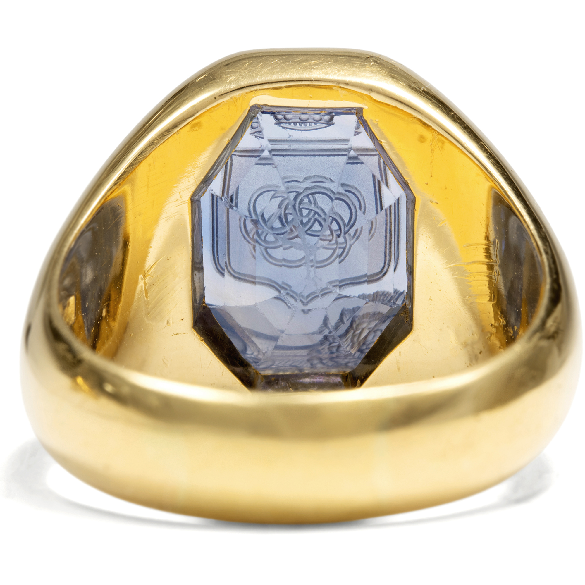 Spektakulärer Siegelring aus Gold mit Wappen in Saphir, Wien um 1960 Spektakulärer Siegelring aus Gold mit Wappen in Saphir, Wien um 1960