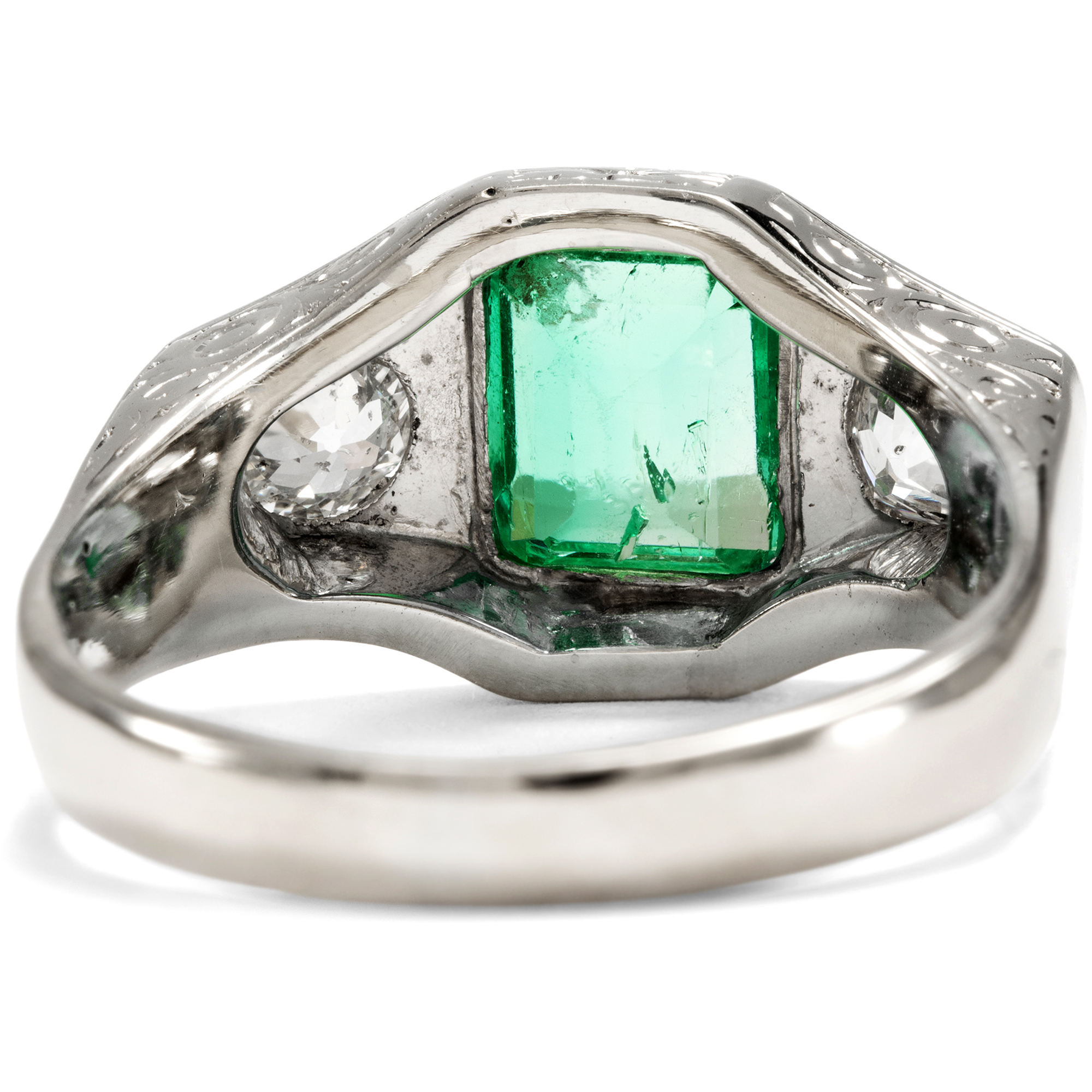 Edler Ring des Art Déco mit kolumbianischem Smaragd & Diamanten, um 1935 Edler Ring des Art Déco mit kolumbianischem Smaragd & Diamanten, um 1935
