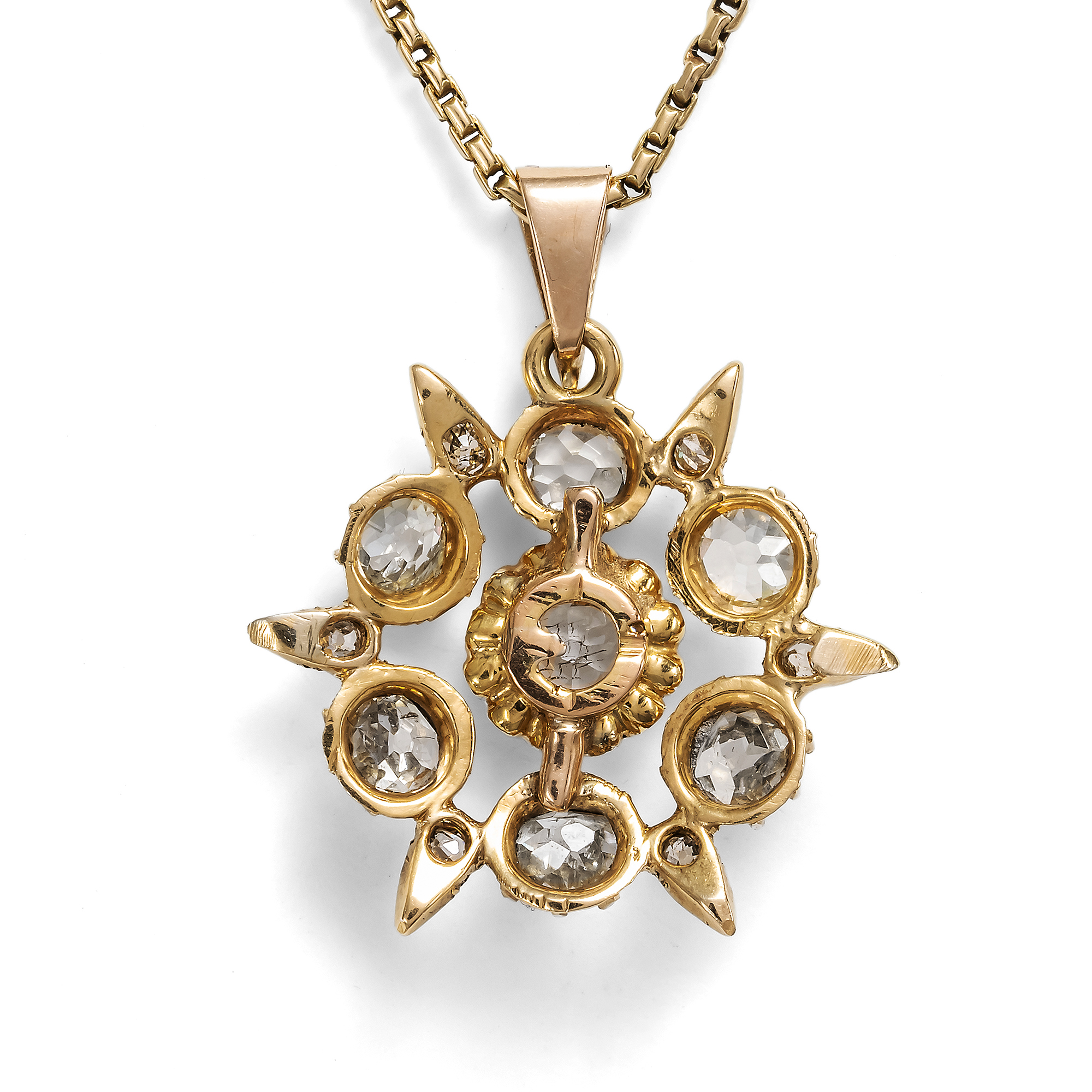 Antiker Stern mit Diamanten in Gold als Anhänger, um 1875 & später Antiker Stern mit Diamanten in Gold als Anhänger, um 1875 & später