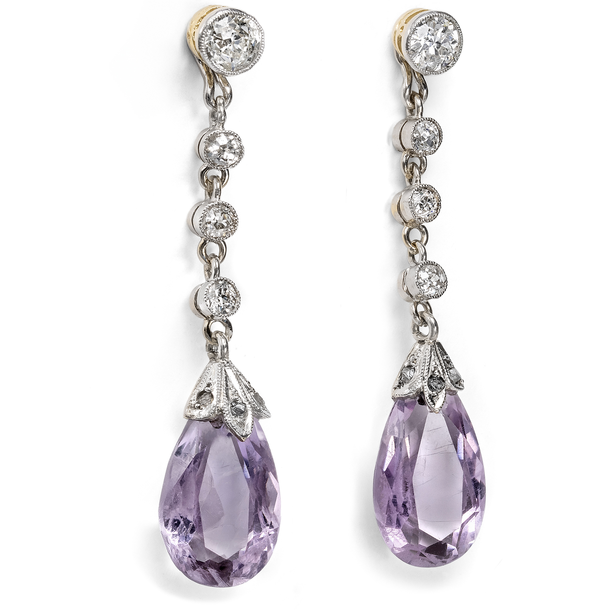 Zarte „Tag-und-Nacht“-Ohrringe mit Amethysten & Diamanten, um 1910 Zarte „Tag-und-Nacht“-Ohrringe mit Amethysten & Diamanten, um 1910