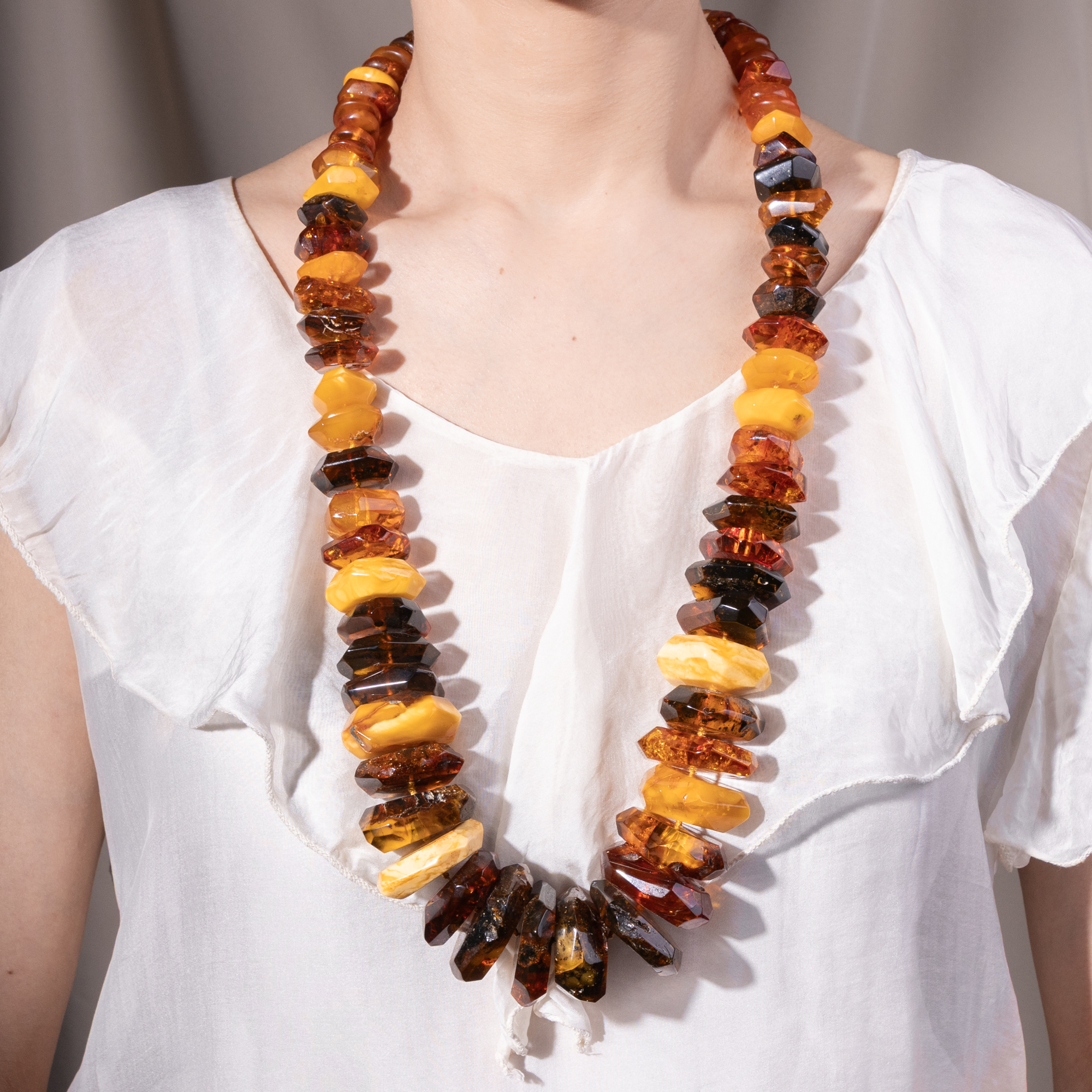 Impressive Vintage Amber Necklace, c. 1985 Impressive Vintage Amber Necklace, c. 1985