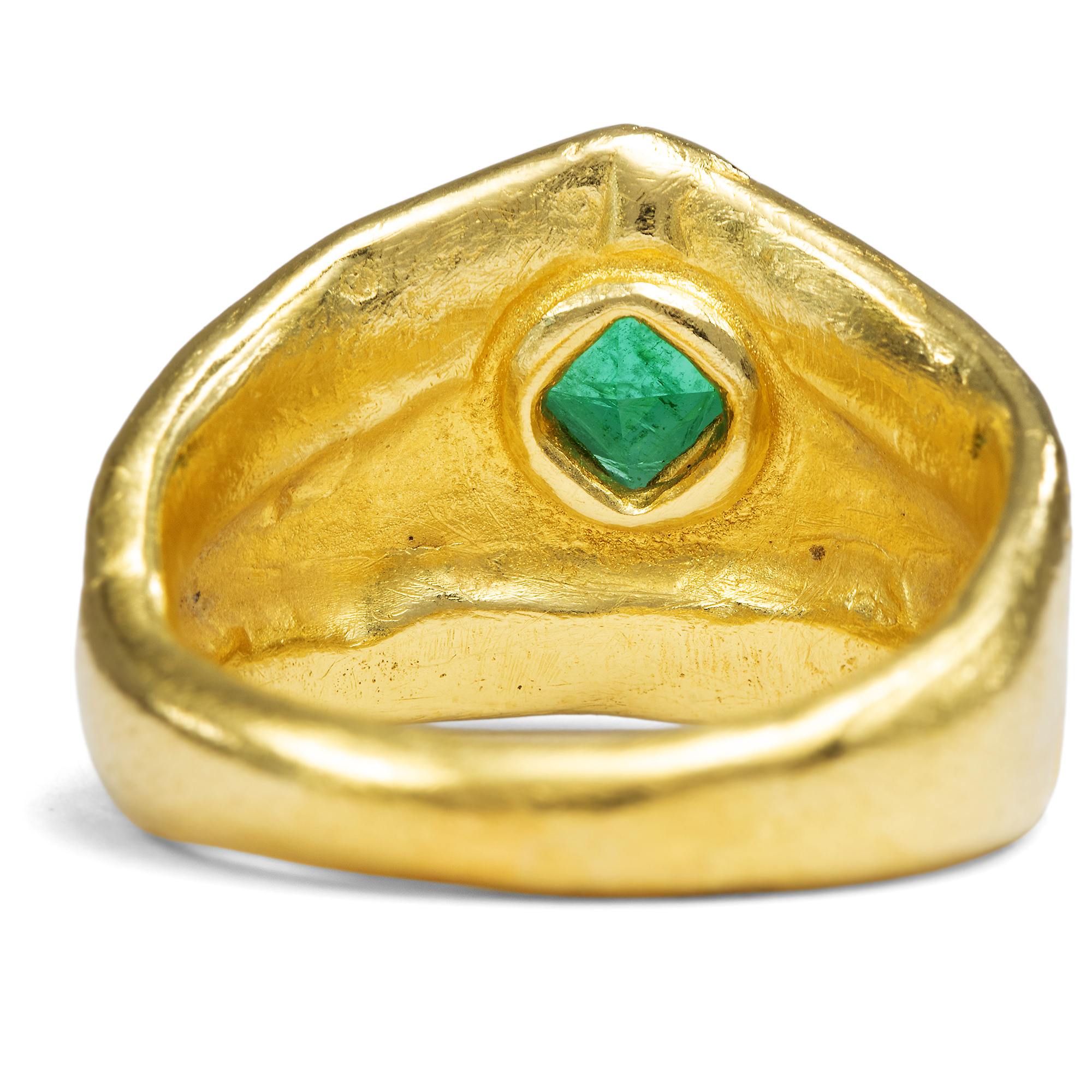 Edler vintage Ring mit Smaragd in hochkarätigem Gold, um 1995 Edler vintage Ring mit Smaragd in hochkarätigem Gold, um 1995