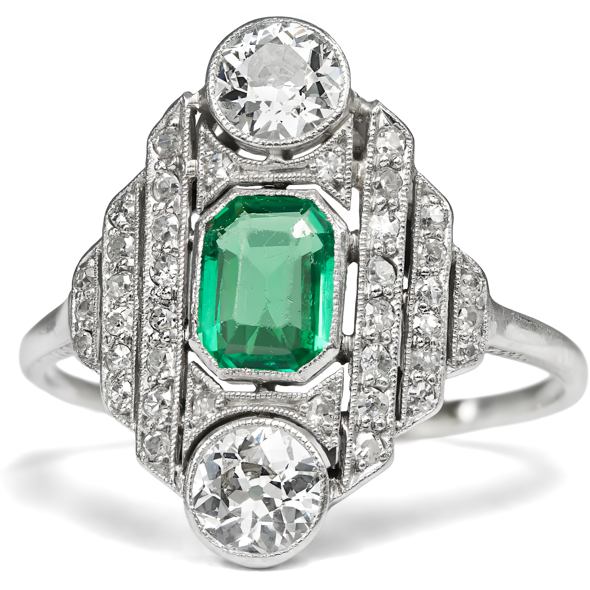 Eleganter Ring mit Smaragd & Diamanten in Platin, Art Déco um 1930 Eleganter Ring mit Smaragd & Diamanten in Platin, Art Déco um 1930