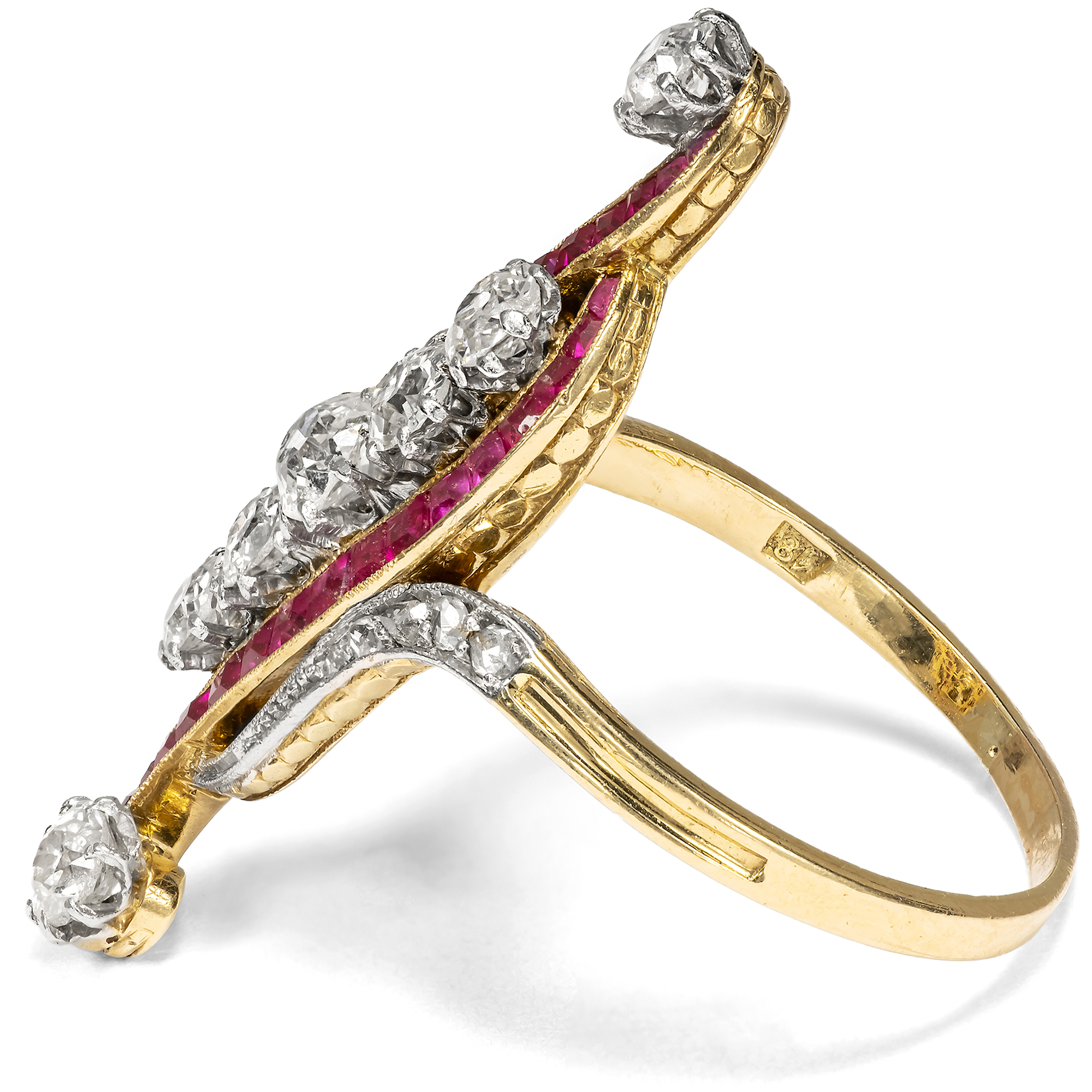 Exquisiter Ring der Belle Époque mit Diamanten in Platin auf Gold, um 1910 Exquisiter Ring der Belle Époque mit Diamanten in Platin auf Gold, um 1910