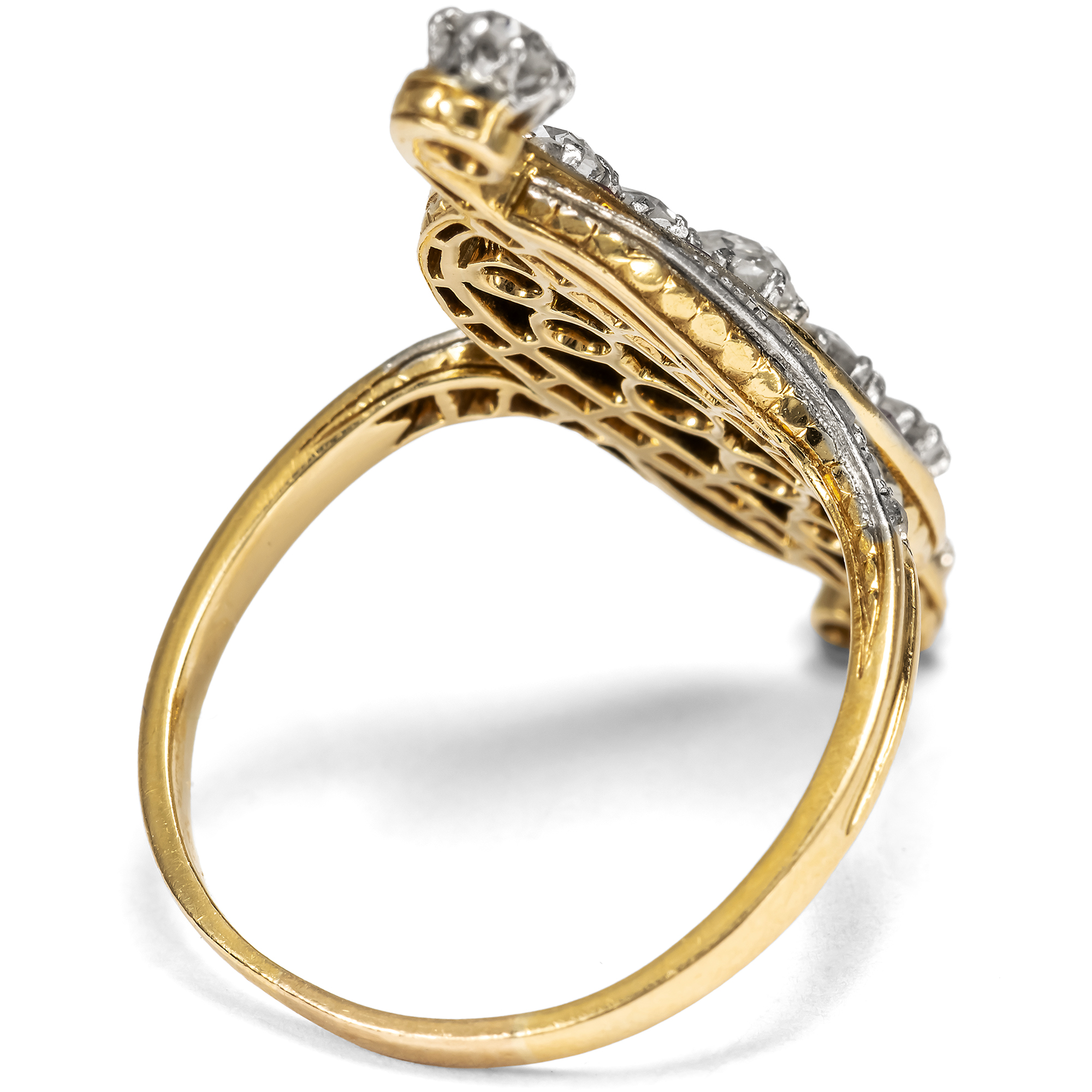 Exquisiter Ring der Belle Époque mit Diamanten in Platin auf Gold, um 1910 Exquisiter Ring der Belle Époque mit Diamanten in Platin auf Gold, um 1910