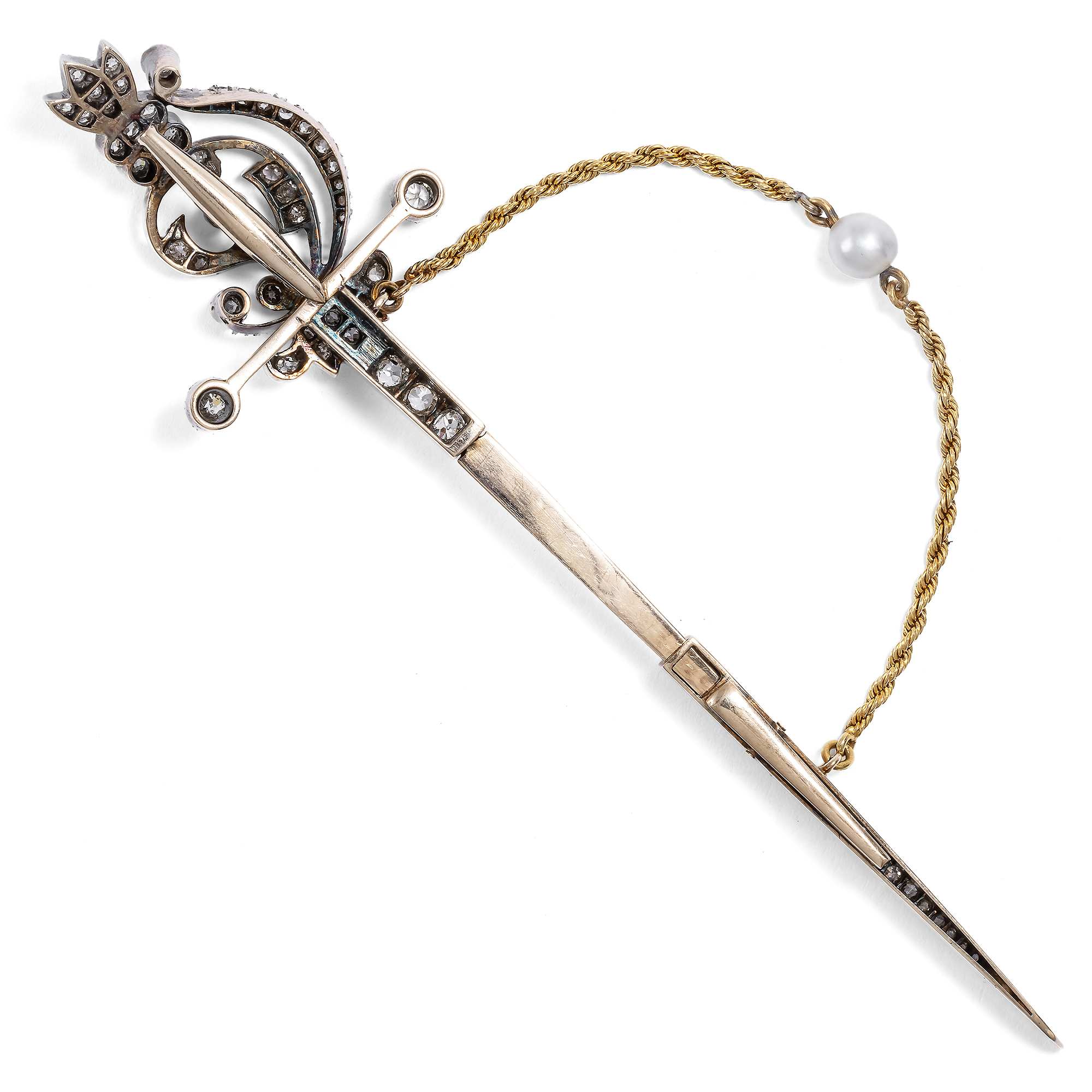 Antike Brosche in Form eines Schwertes mit Diamanten, um 1895 Antike Brosche in Form eines Schwertes mit Diamanten, um 1895