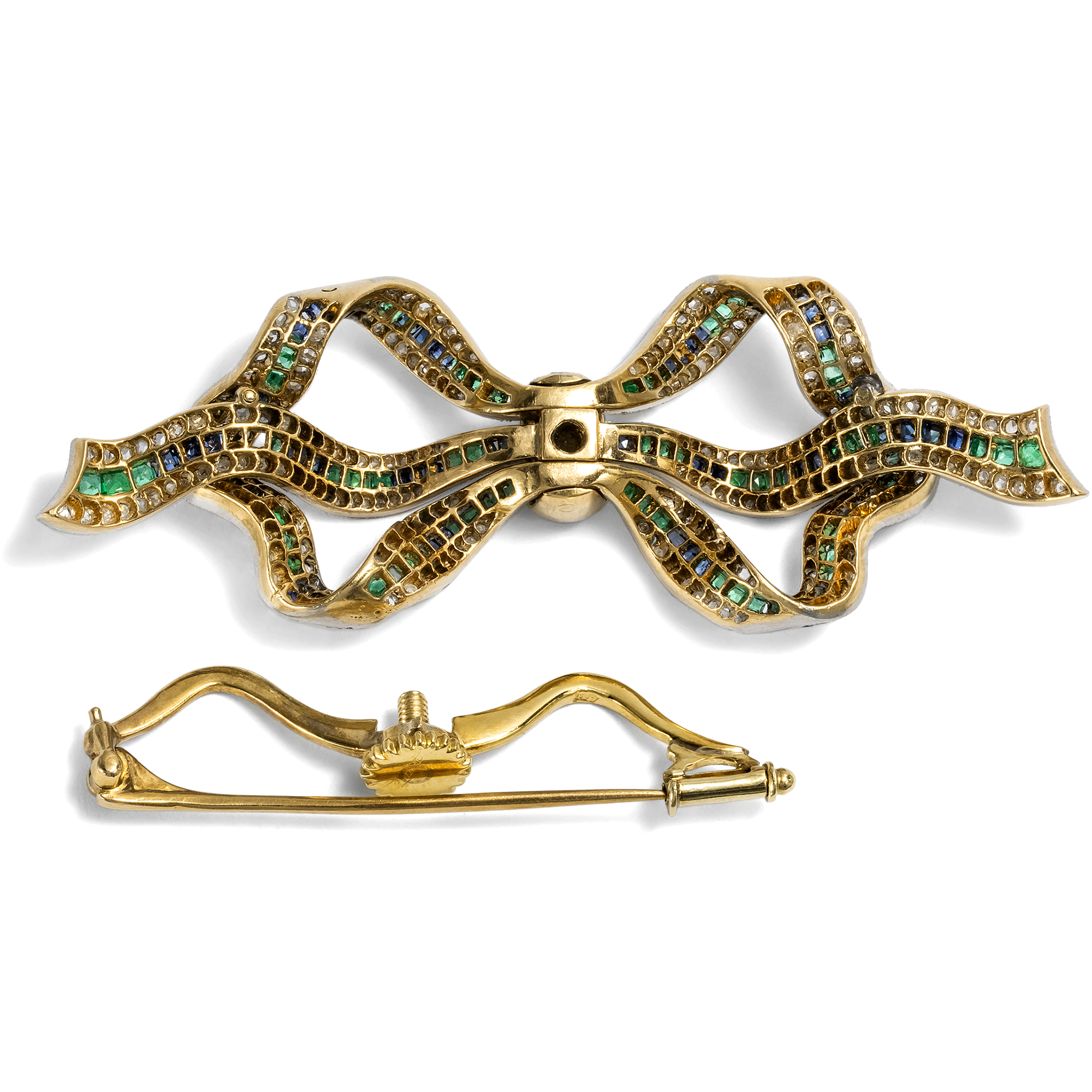 Exquisite Brosche mit Smaragden, Saphiren & Diamanten, um 1915 Exquisite Brosche mit Smaragden, Saphiren & Diamanten, um 1915