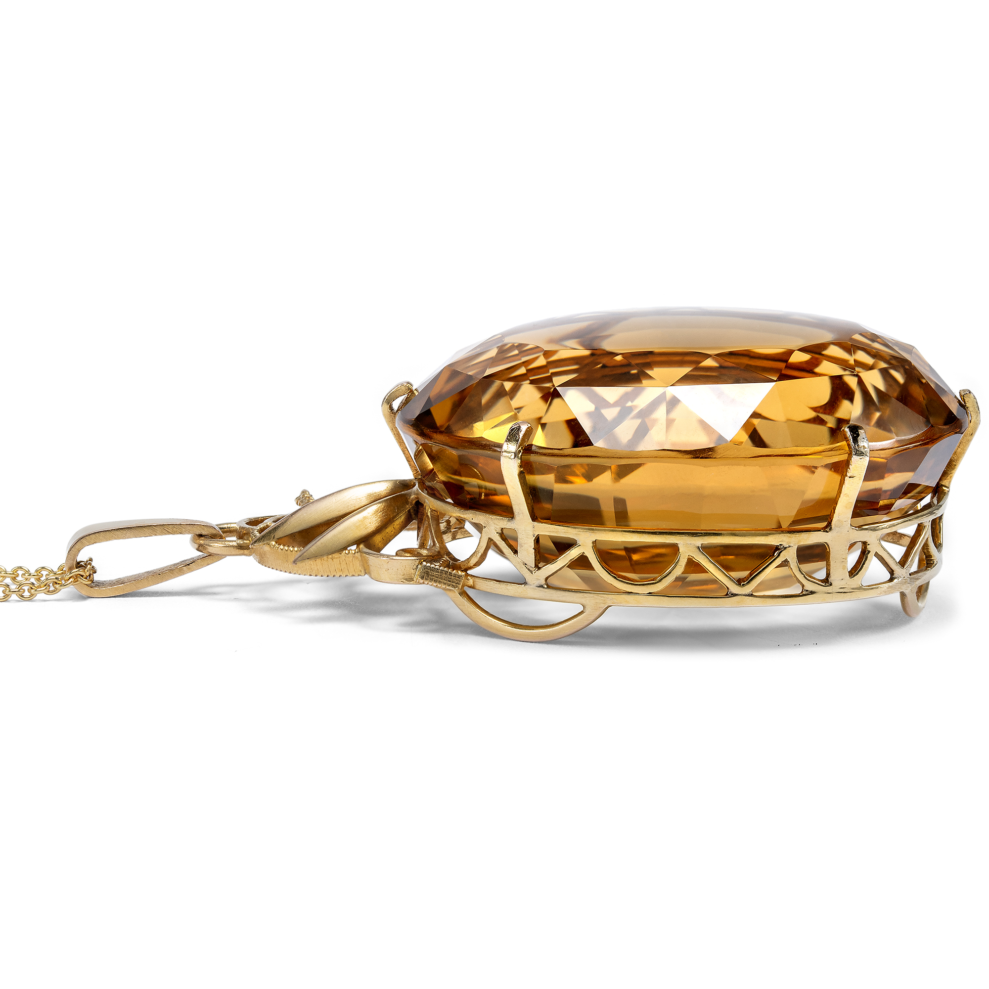 Spektakulärer Anhänger des Art Déco mit Citrin in Gold, späte 1920er Jahre Spektakulärer Anhänger des Art Déco mit Citrin in Gold, späte 1920er Jahre