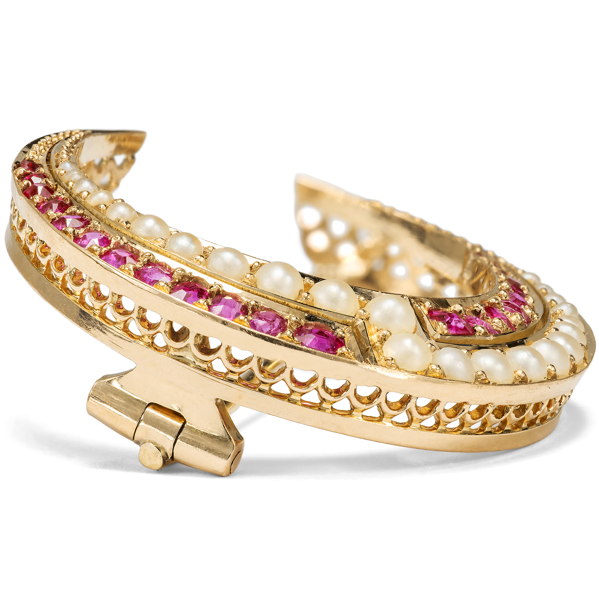 Sichelmond mit Naturperlen & Rubinen aus Burma in rötlichem Gold, um 1900 Sichelmond mit Naturperlen & Rubinen aus Burma in rötlichem Gold, um 1900