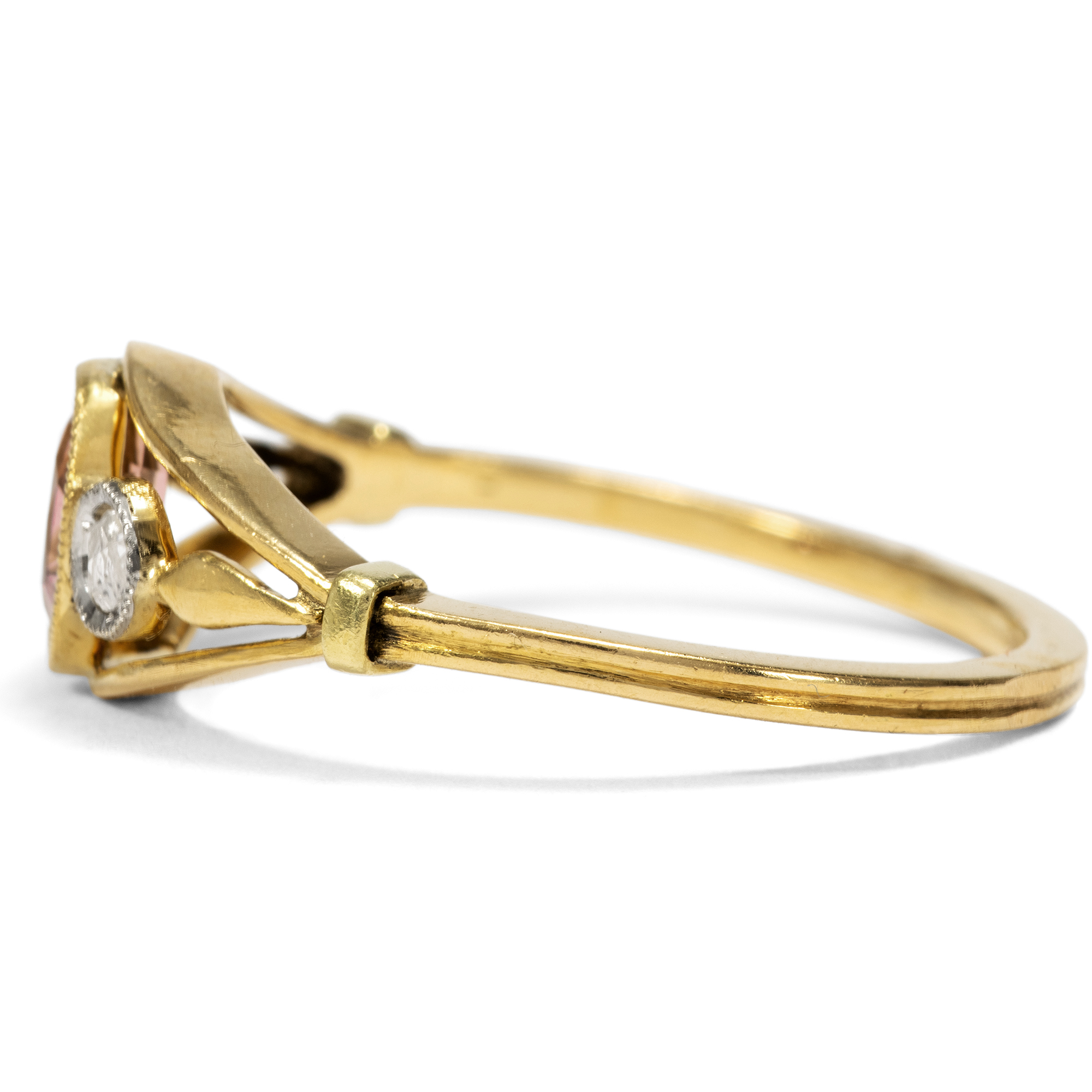 Zarter Ring mit Turmalin & Diamanten in Gold, Paris um 1910 Zarter Ring mit Turmalin & Diamanten in Gold, Paris um 1910