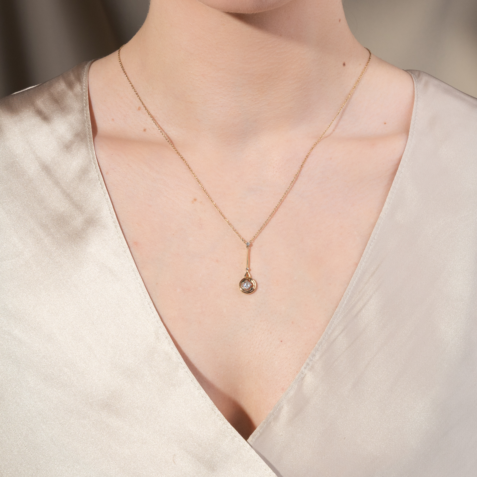 Zartes „Edna May“-Collier mit Diamanten in Gold & Platin, Deutschland um 1910 Zartes „Edna May“-Collier mit Diamanten in Gold & Platin, Deutschland um 1910
