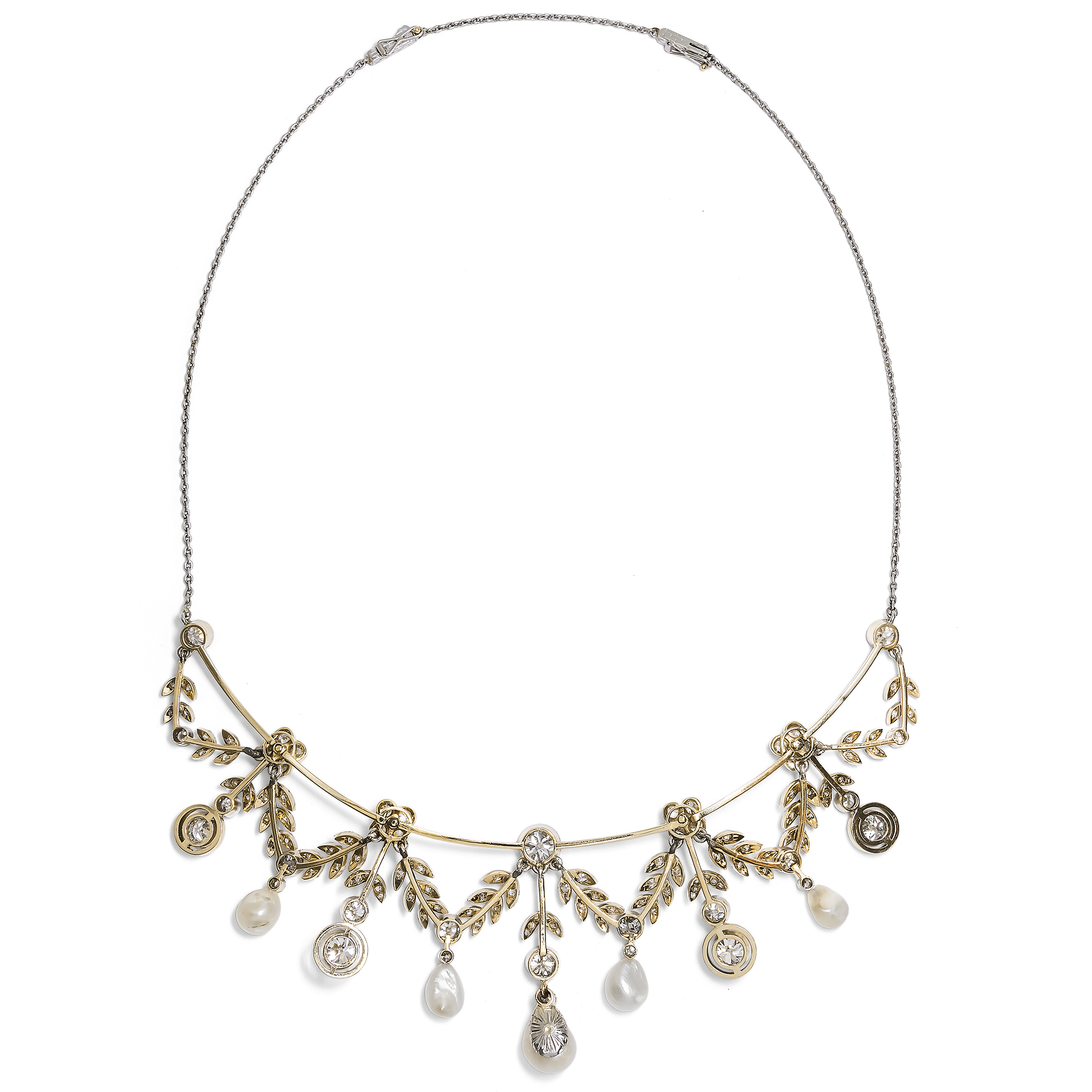 Elegantes Collier der Belle Époque mit Naturperlen & Diamanten, um 1910 Elegantes Collier der Belle Époque mit Naturperlen & Diamanten, um 1910