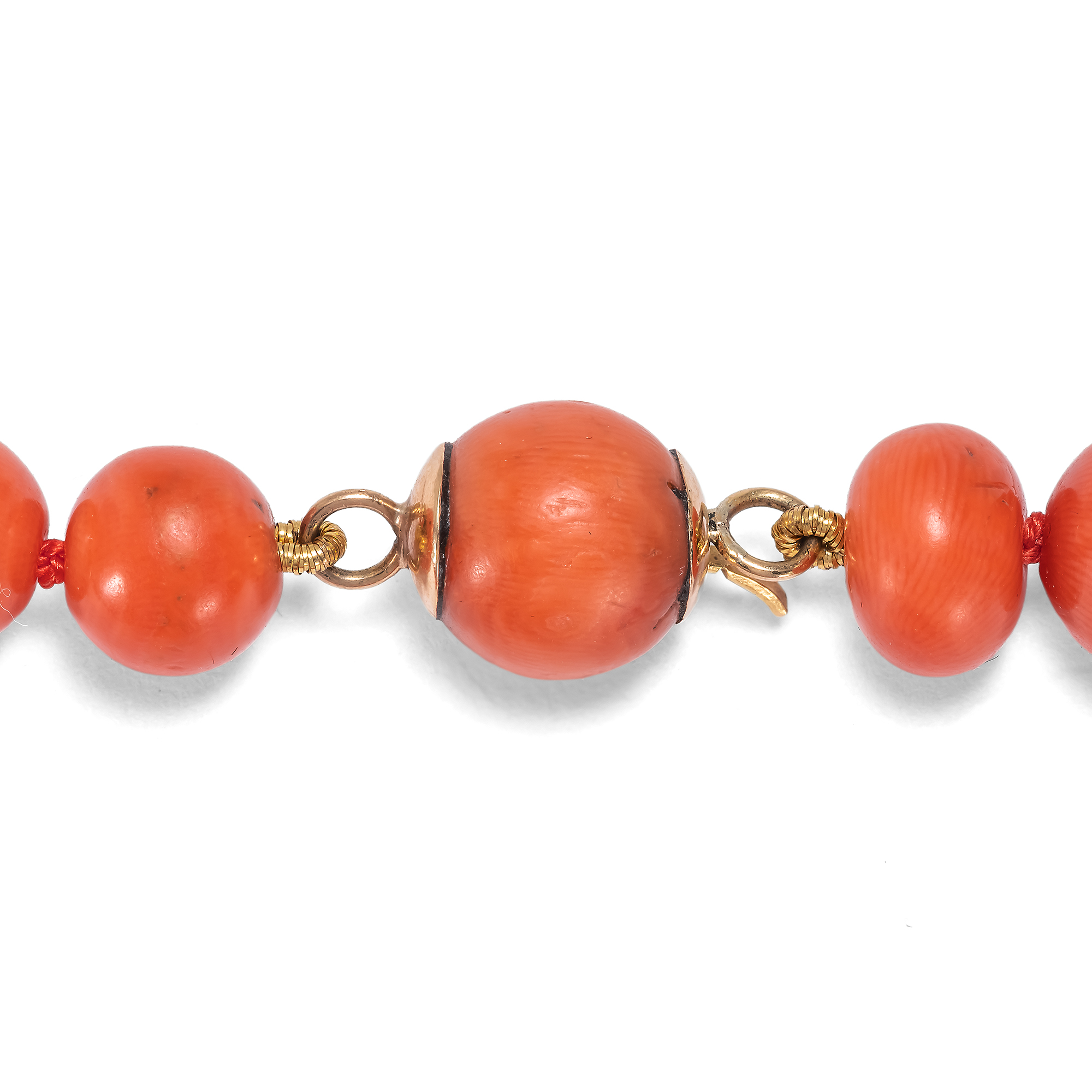 Beeindruckende Kette aus großen Mittelmeerkorallen, Mitte des 20. Jhdts. Beeindruckende Kette aus großen Mittelmeerkorallen, Mitte des 20. Jhdts.
