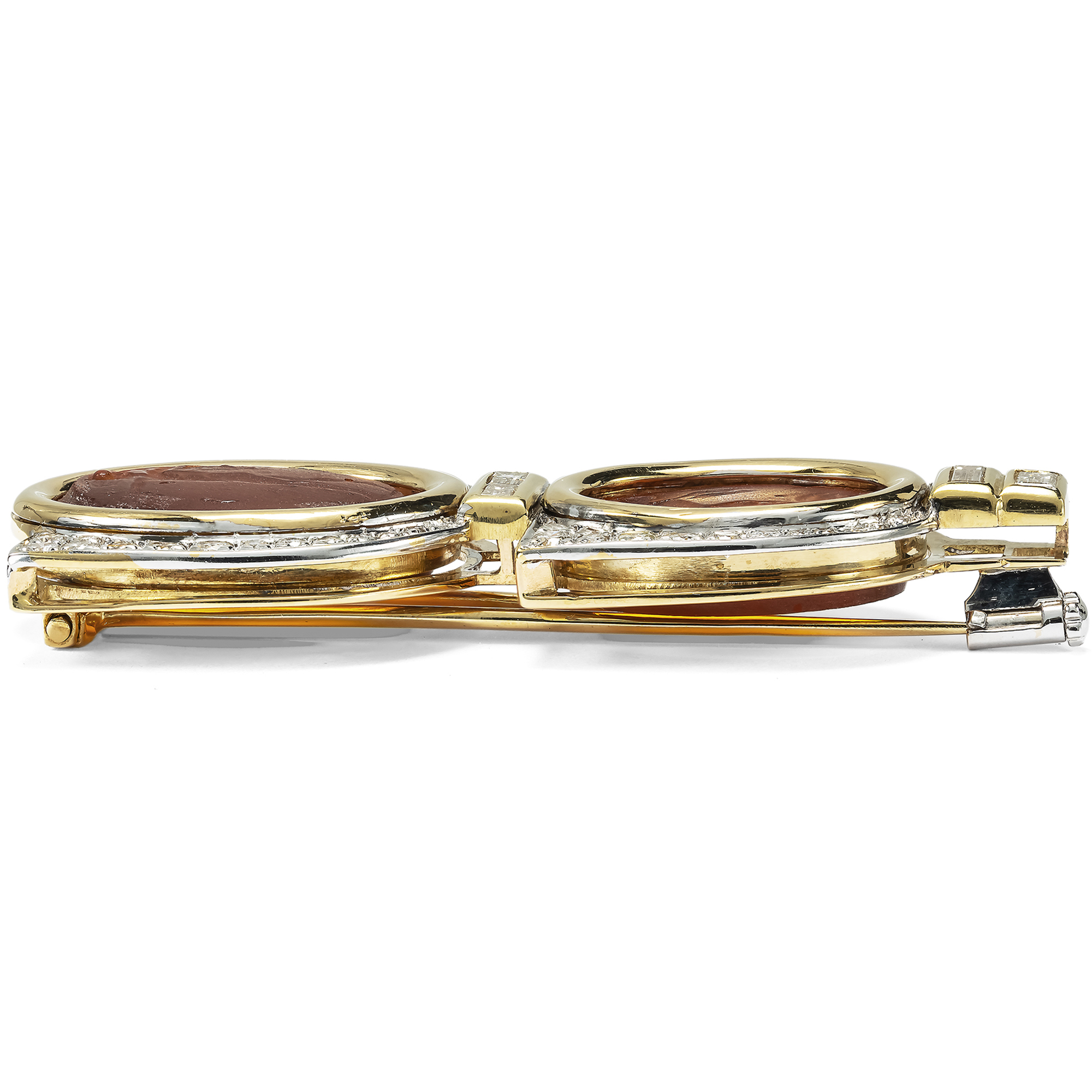Elegant Clip Brooch with Glass-Intaglios and 1.70 Ct Diamonds in Gold, circa 1985 Elegant Clip Brooch with Glass-Intaglios and 1.70 Ct Diamonds in Gold, circa 1985