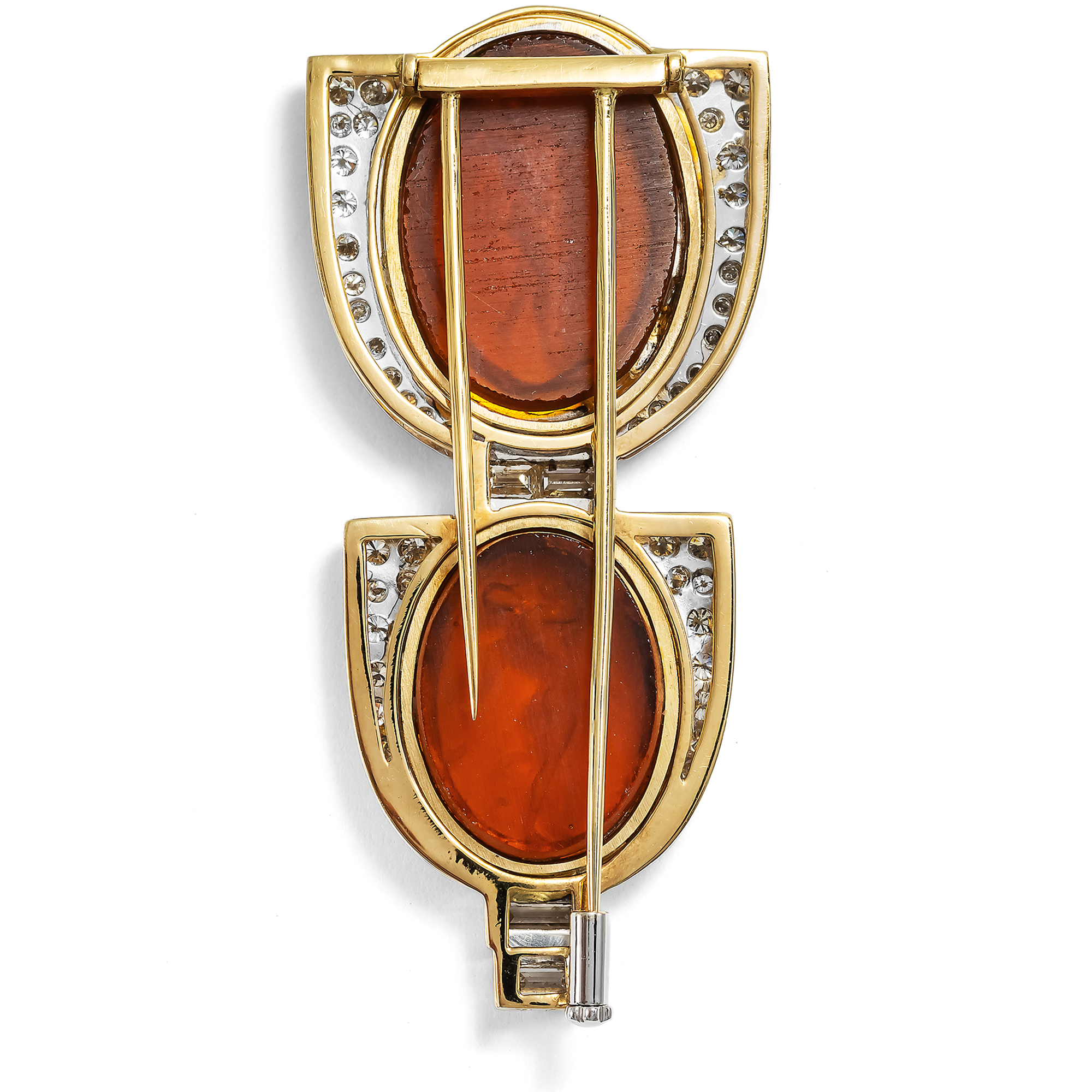 Elegant Clip Brooch with Glass-Intaglios and 1.70 Ct Diamonds in Gold, circa 1985 Elegant Clip Brooch with Glass-Intaglios and 1.70 Ct Diamonds in Gold, circa 1985
