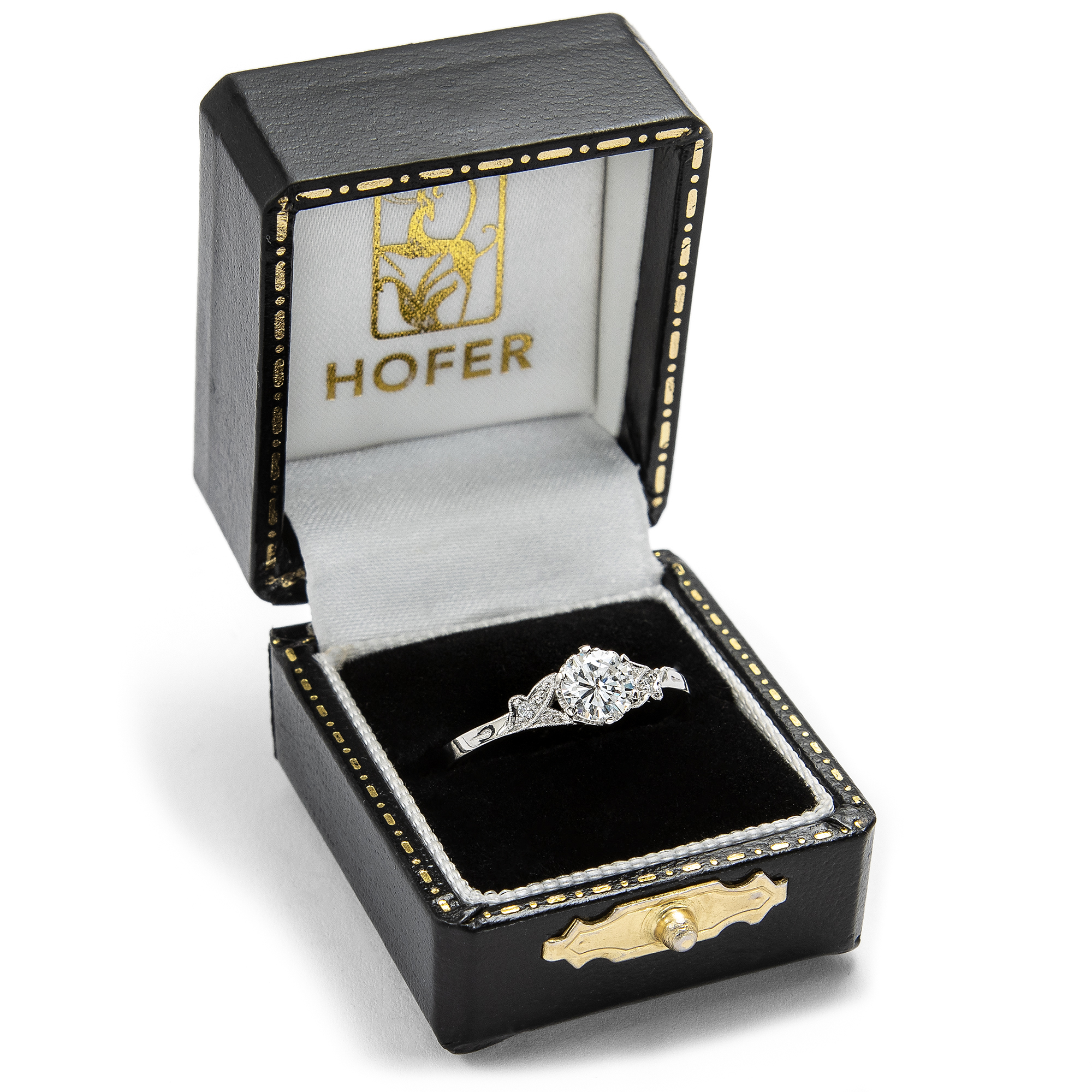 Zarter Ring mit vintage Brillant (0,64 ct, H) in Platin, aus unserer Werkstatt Zarter Ring mit vintage Brillant (0,64 ct, H) in Platin, aus unserer Werkstatt