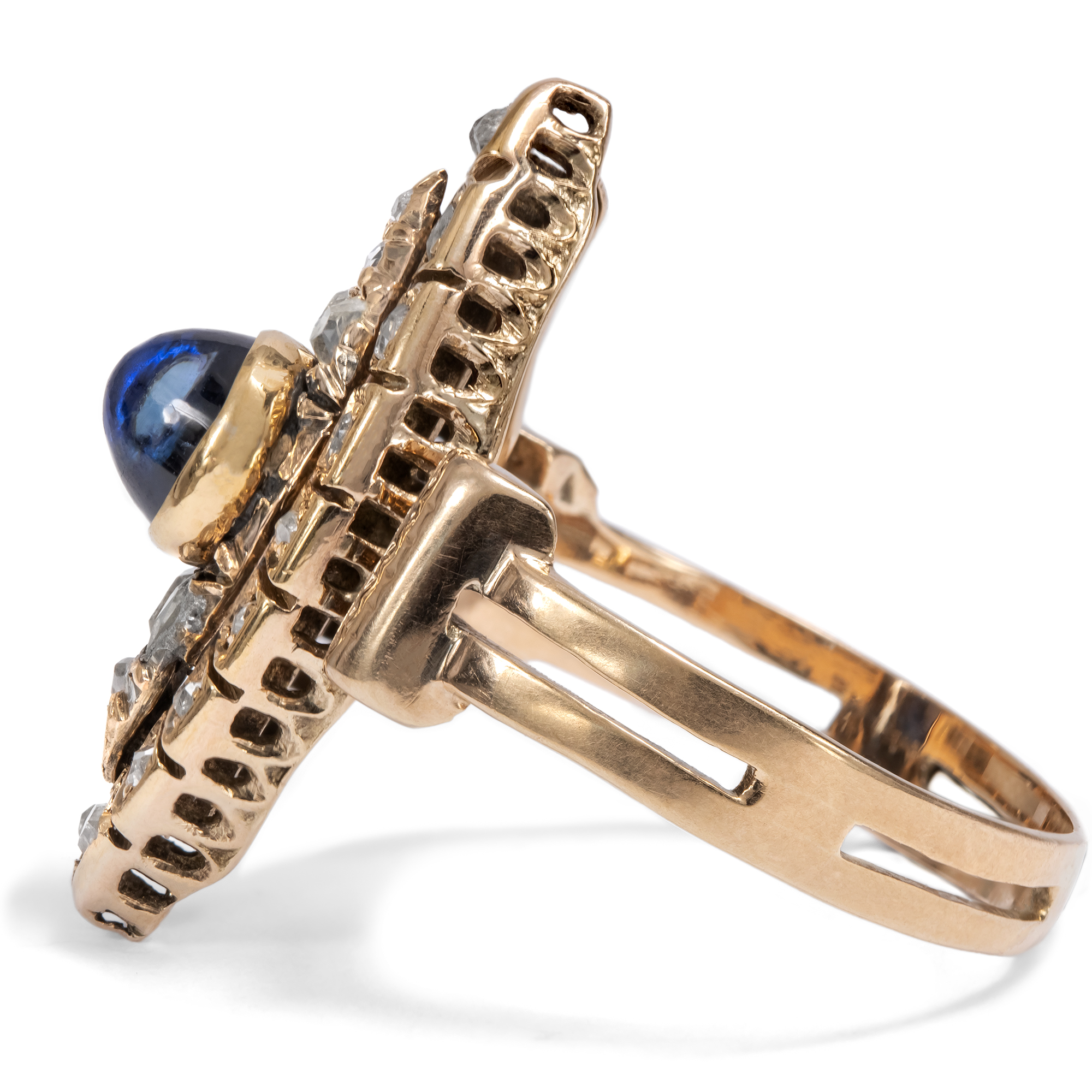 Antiker Marquise-Ring mit Saphir und Diamanten in Rotgold, um 1890 & später Antiker Marquise-Ring mit Saphir und Diamanten in Rotgold, um 1890 & später