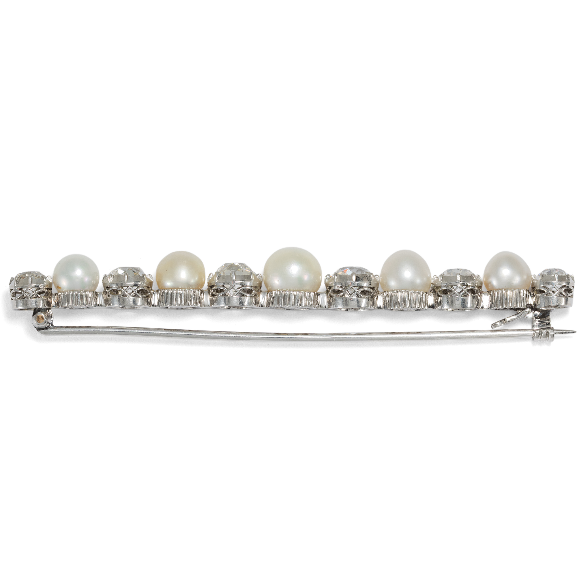 Antique Platinum Brooch with Diamonds & Oriental Pearls, Gebrüder Friedländer, Berlin c. 1900 Antique Platinum Brooch with Diamonds & Oriental Pearls, Gebrüder Friedländer, Berlin c. 1900