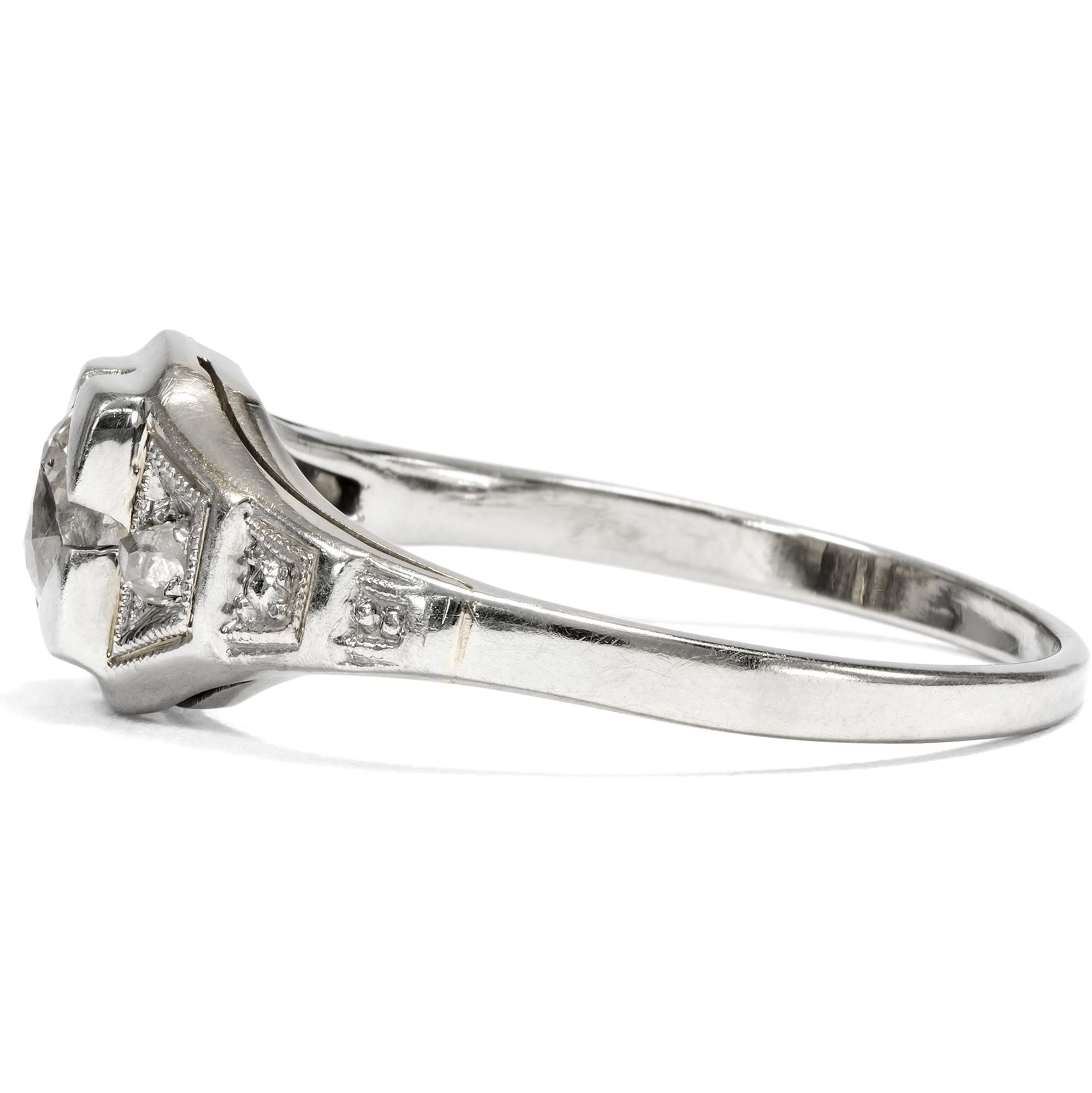 Eleganter Ring des Art Déco mit Diamant-Solitär in Weißgold, um 1930 Eleganter Ring des Art Déco mit Diamant-Solitär in Weißgold, um 1930