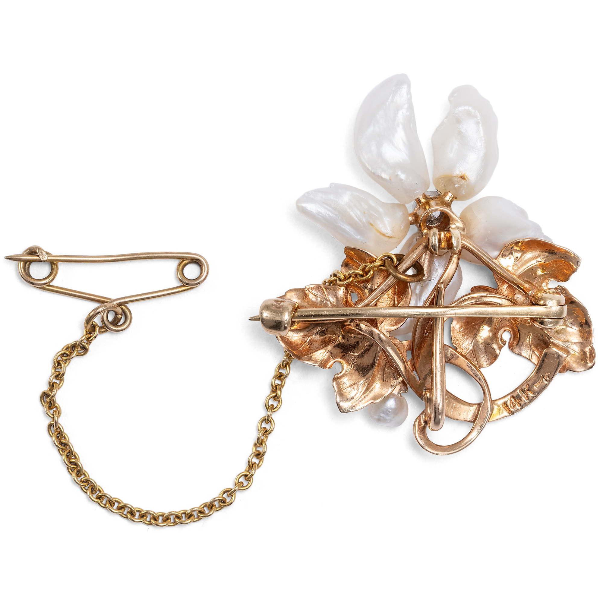 Florale Jugendstil-Brosche mit Mississippi-Perlen in Gold, Bippart & Co., USA, um 1900 Florale Jugendstil-Brosche mit Mississippi-Perlen in Gold, Bippart & Co., USA, um 1900