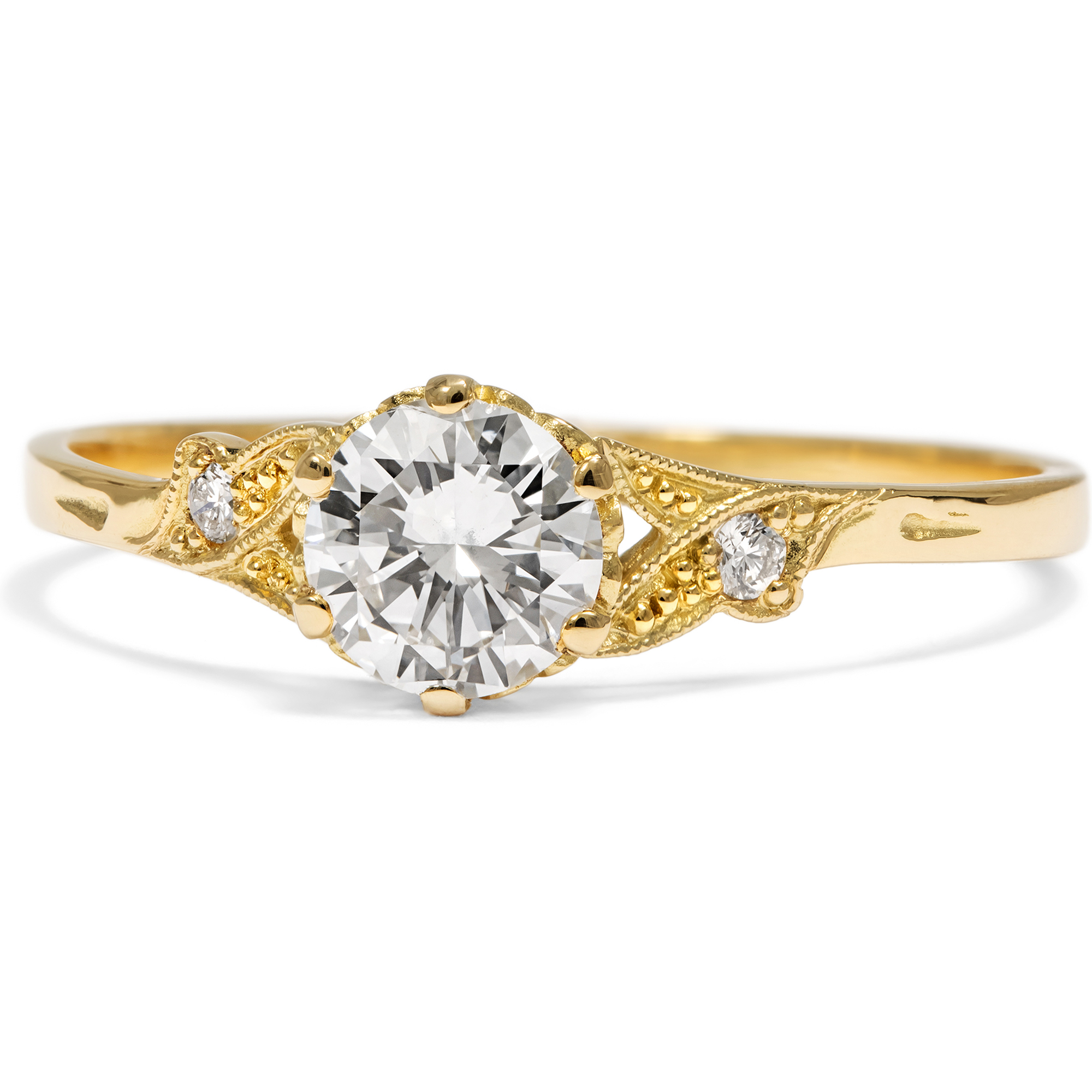 Zarter Ring mit vintage 0,57 ct Brillant (D, vsi) in Gelbgold, aus unserer Werkstatt Zarter Ring mit vintage 0,57 ct Brillant (D, vsi) in Gelbgold, aus unserer Werkstatt