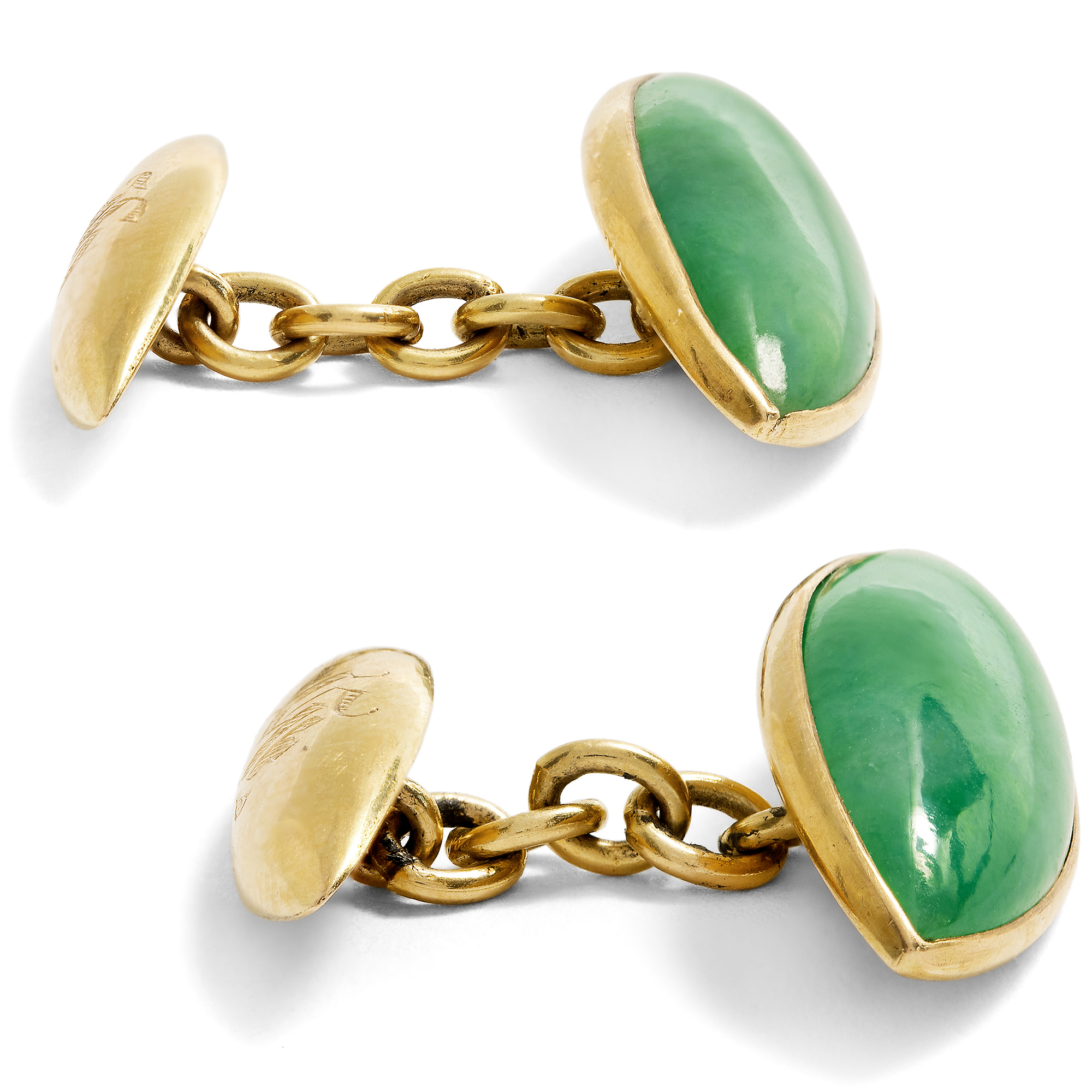 Antike Manschettenknöpfe mit natürlicher Jade in Gold, China um 1910 Antike Manschettenknöpfe mit natürlicher Jade in Gold, China um 1910