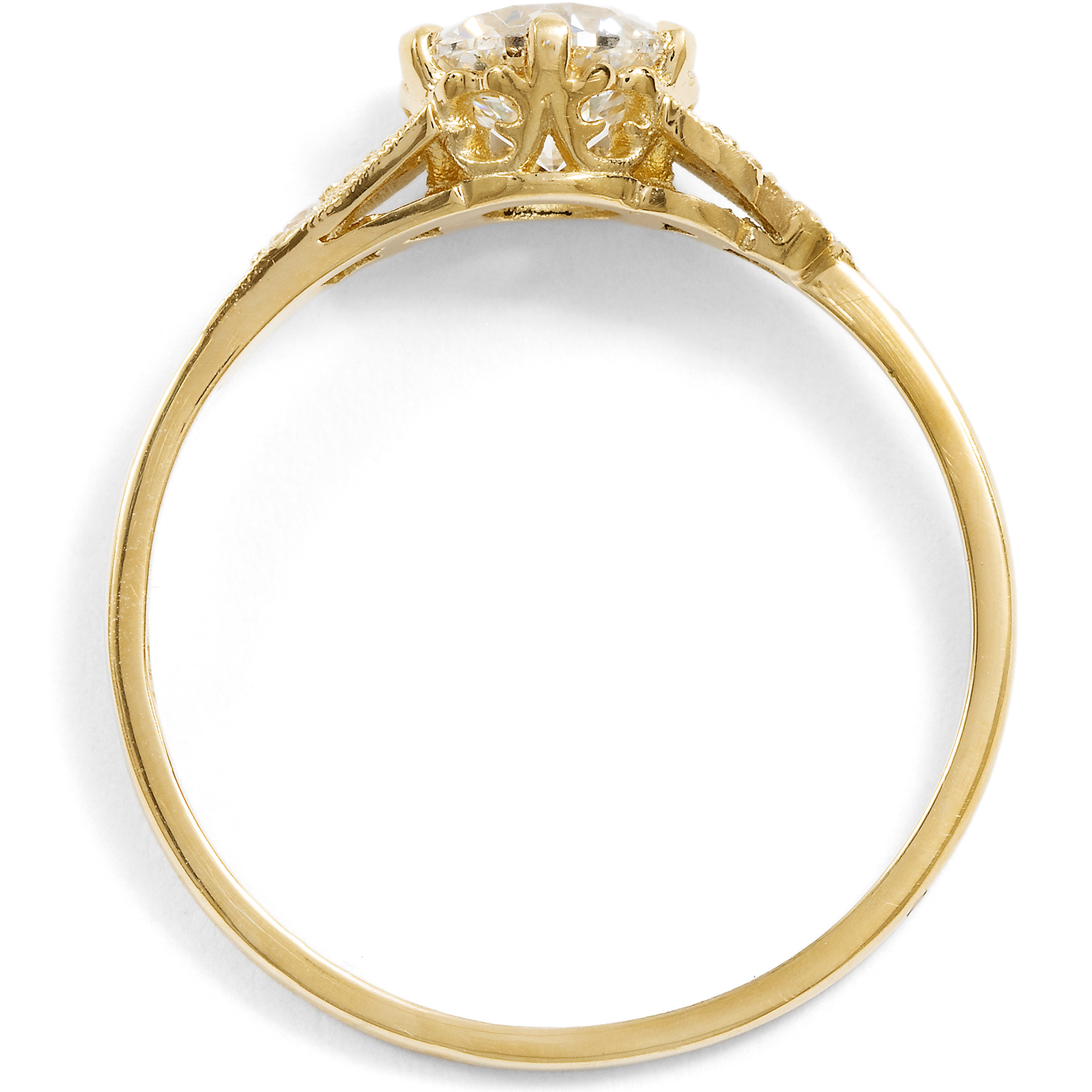 Zarter Ring mit 0,75 ct „Old European Cut“ in Gelbgold, aus unserer Werkstatt Zarter Ring mit 0,75 ct „Old European Cut“ in Gelbgold, aus unserer Werkstatt