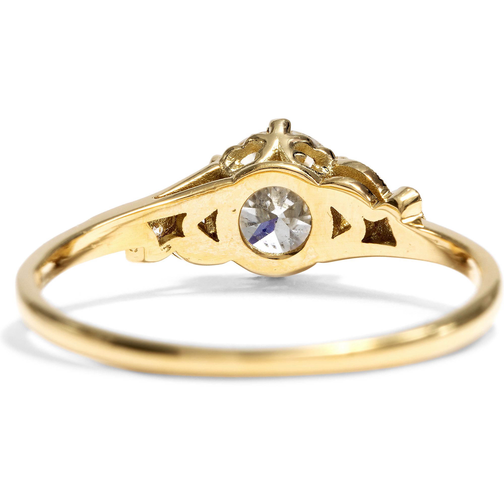 Delicate Ring with a 0.79 Ct Vintage Diamond in Yellow Gold, From Our Workshop Delicate Ring with a 0.79 Ct Vintage Diamond in Yellow Gold, From Our Workshop