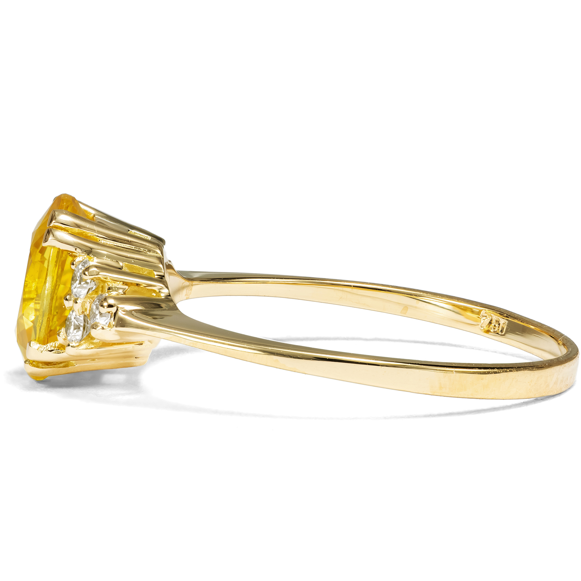 Zarter Ring mit gelbem Ceylon-Saphir & Diamanten in Gold, aus unserer Werkstatt Zarter Ring mit gelbem Ceylon-Saphir & Diamanten in Gold, aus unserer Werkstatt