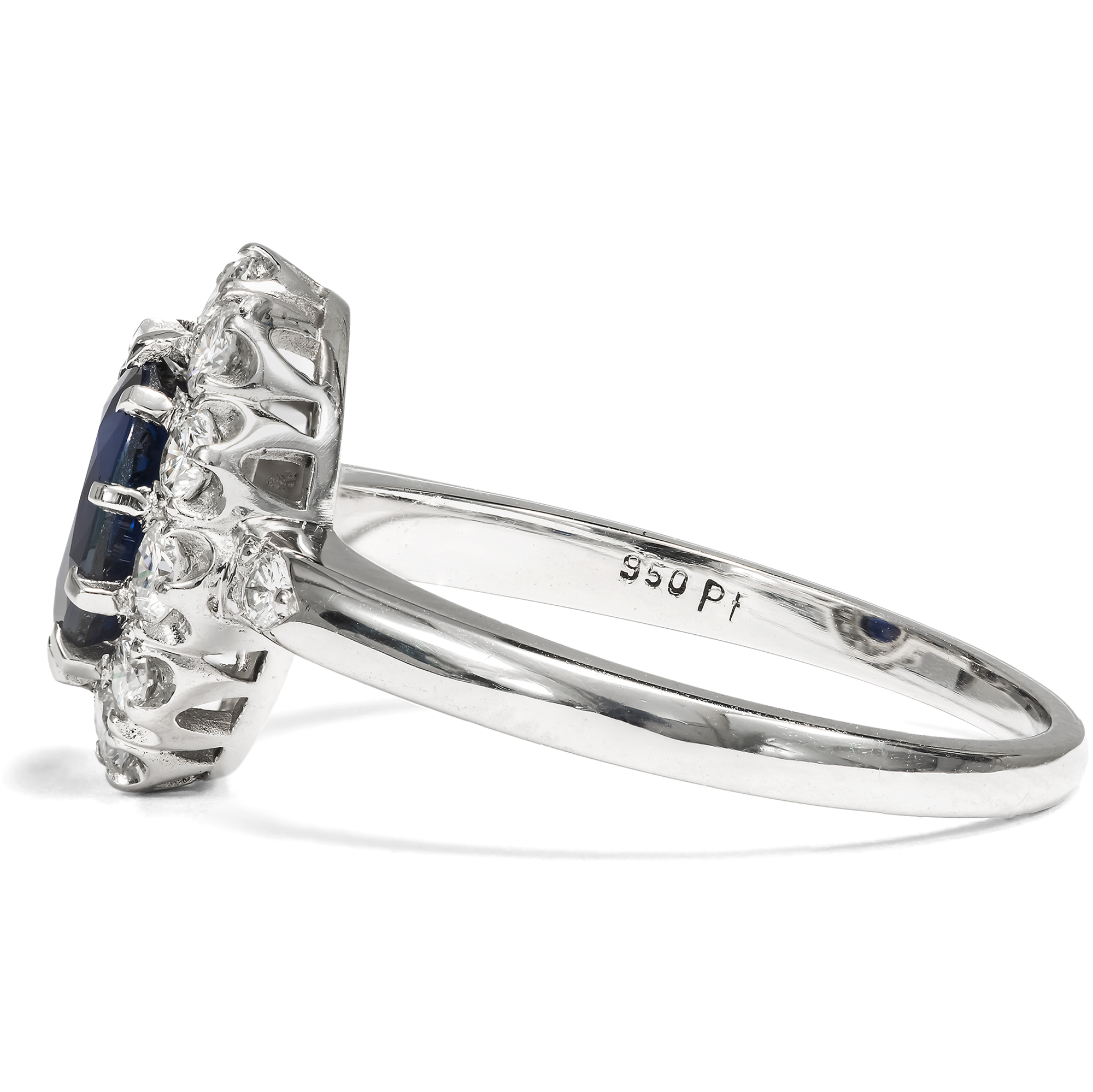 Eleganter Ring mit unbehandeltem Saphir & Brillanten in Platin, aus unserer Werkstatt Eleganter Ring mit unbehandeltem Saphir & Brillanten in Platin, aus unserer Werkstatt