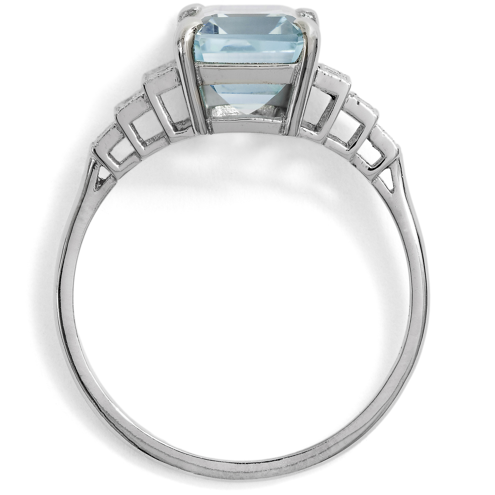 Eleganter Ring mit Aquamarin & Diamanten in Platin, aus unserer Werkstatt Eleganter Ring mit Aquamarin & Diamanten in Platin, aus unserer Werkstatt