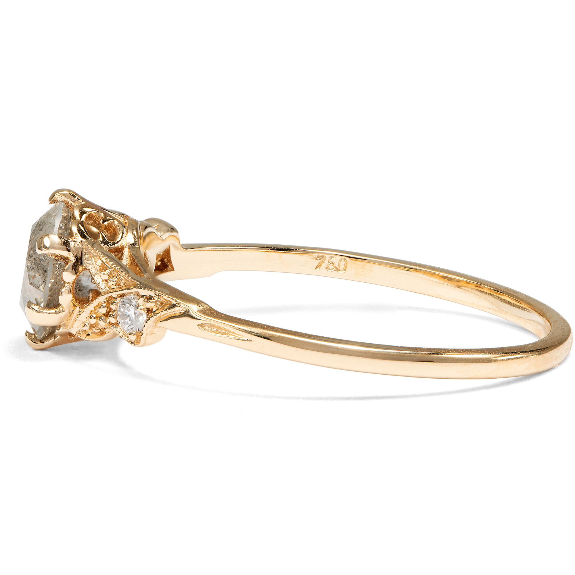 Zarter Ring mit 0,77 ct Brillant in Roségold, aus unserer Werkstatt Zarter Ring mit 0,77 ct Brillant in Roségold, aus unserer Werkstatt